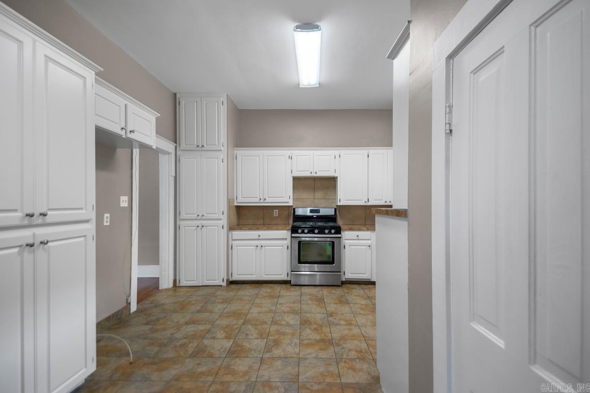 501 W Conway  Benton, AR