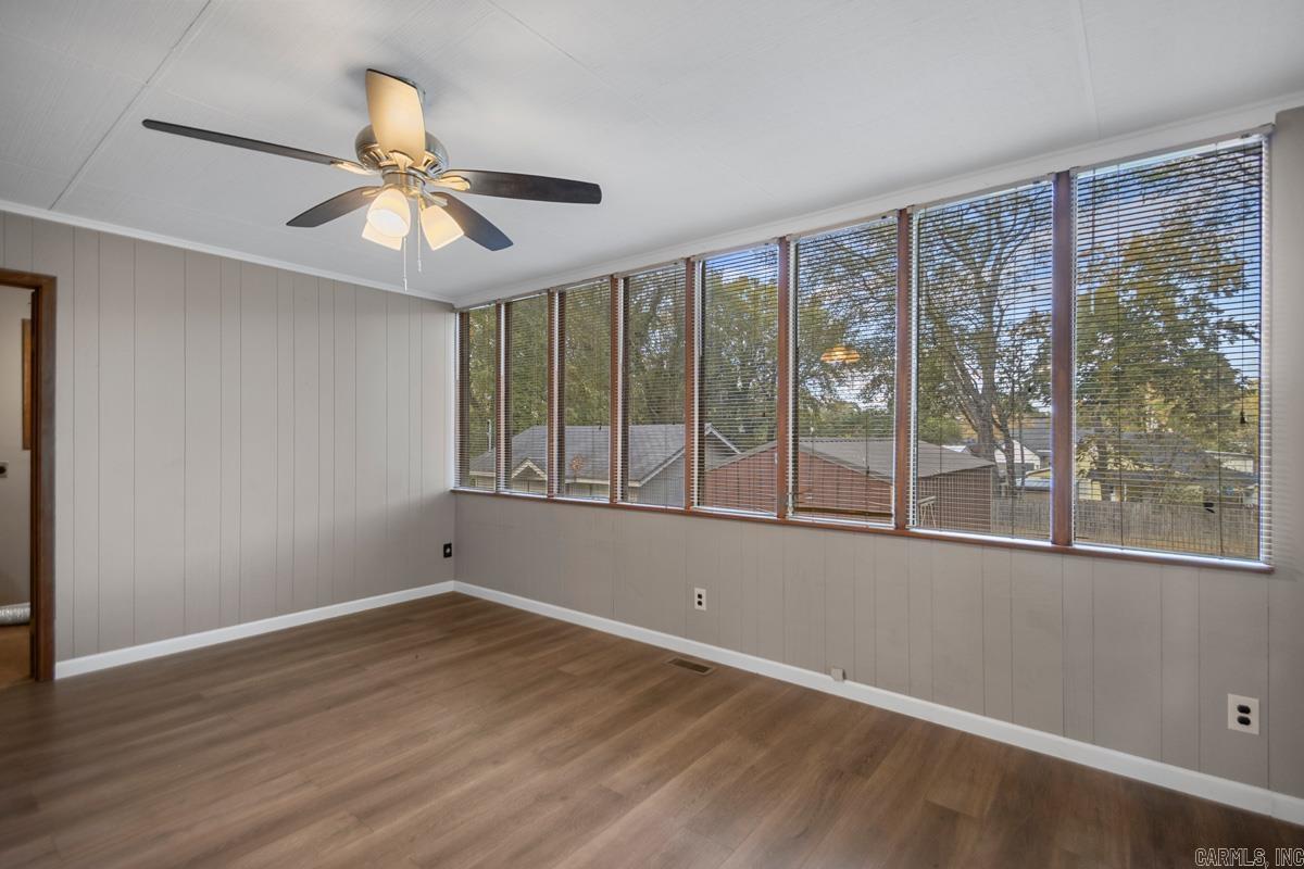 501 W Conway  Benton, AR