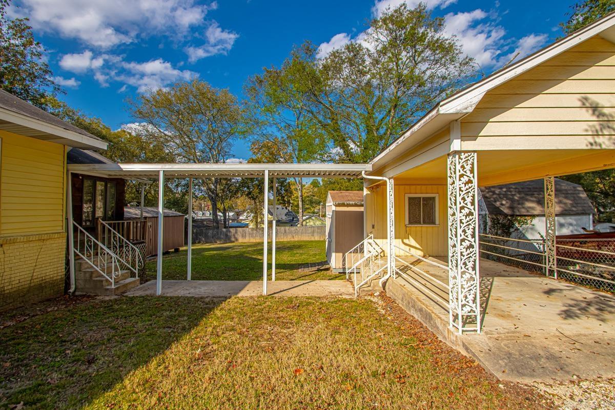 501 W Conway  Benton, AR