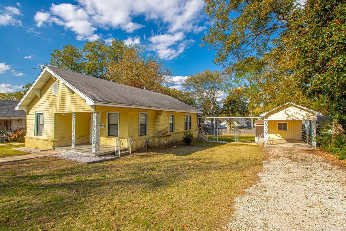 501 W Conway  Benton, AR