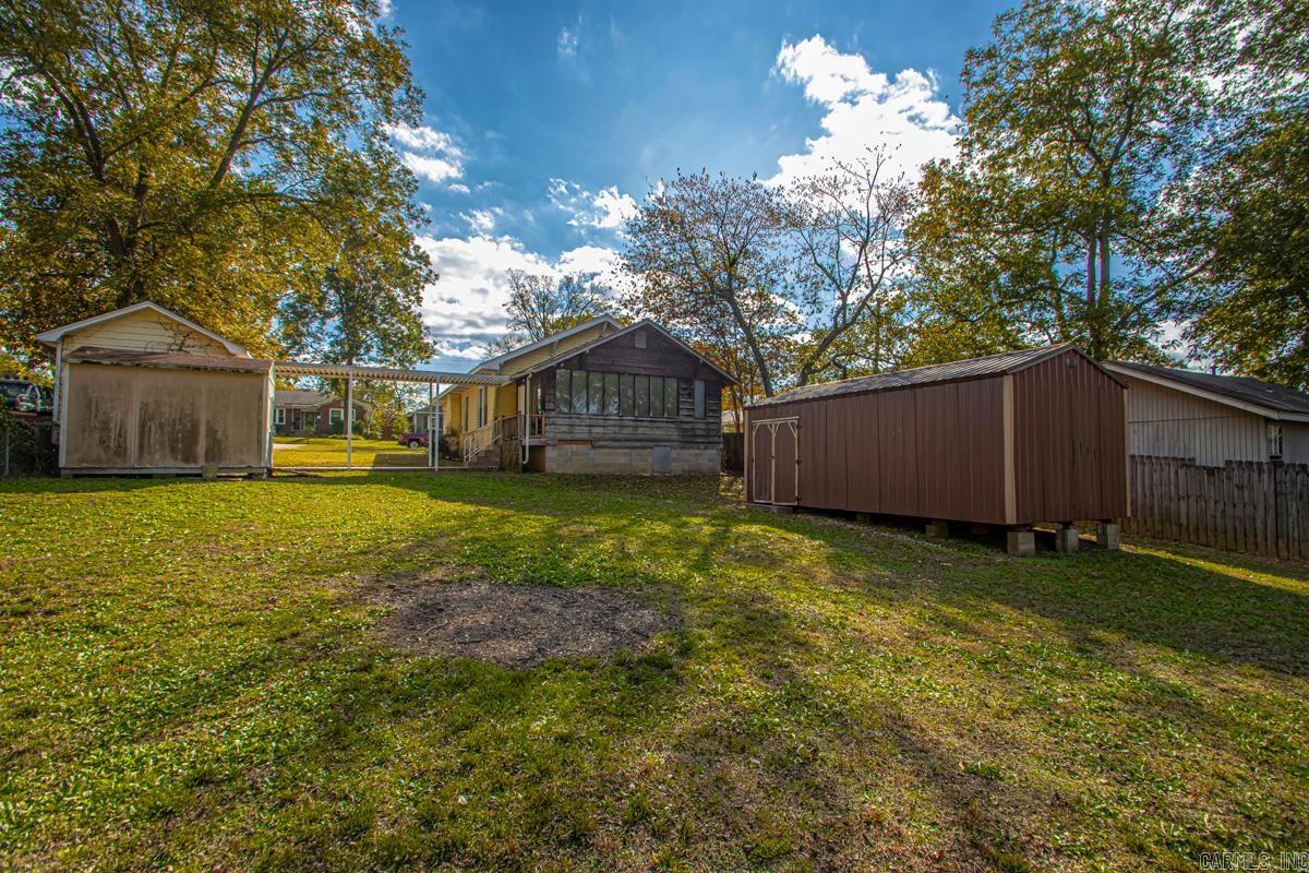 501 W Conway  Benton, AR