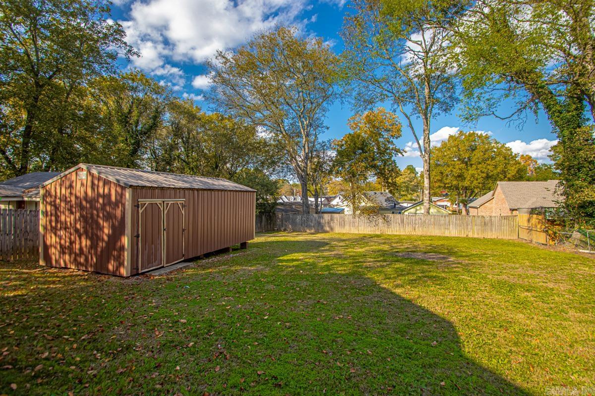 501 W Conway  Benton, AR