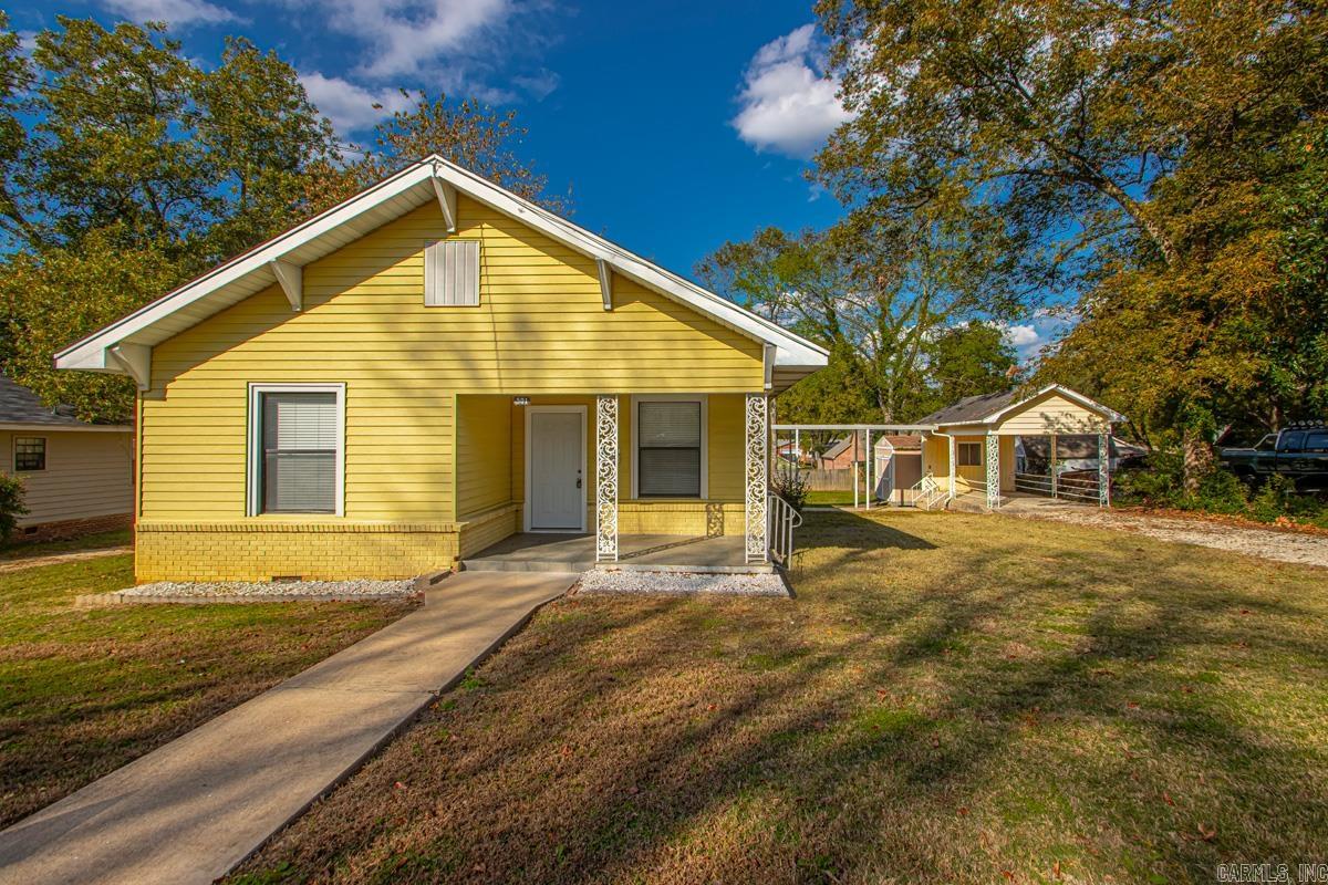 501 W Conway  Benton, AR