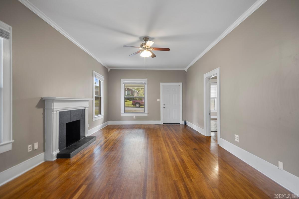 501 W Conway  Benton, AR