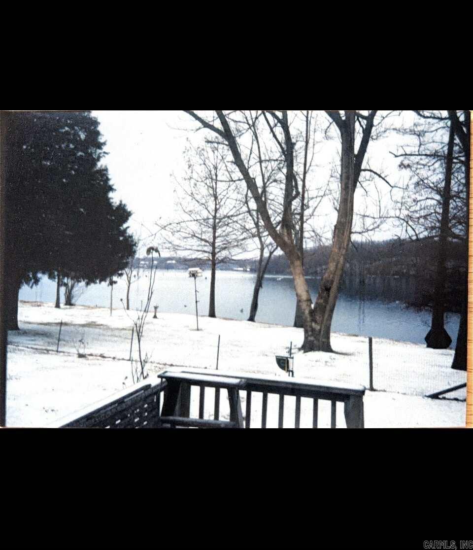 12 S Dogwood Dr.  Mayflower, AR