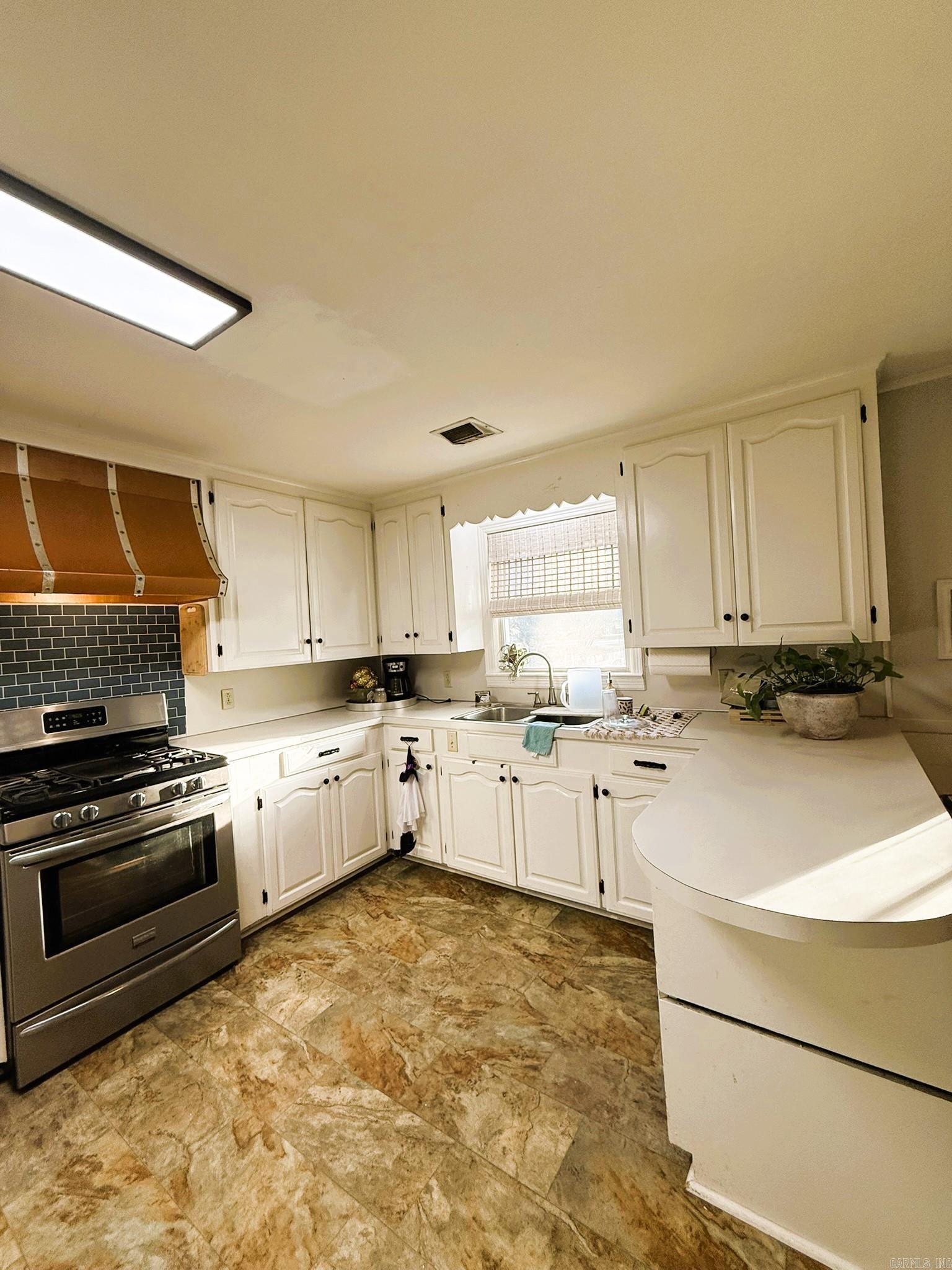 303 S Cherry St  Hamburg, AR