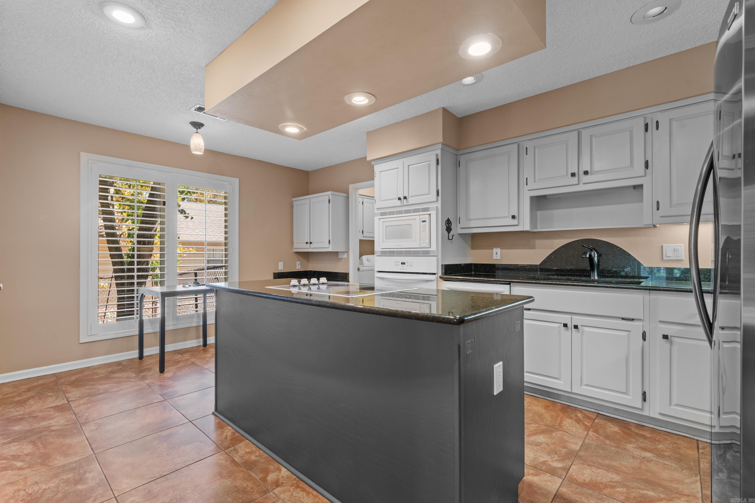 1 Alava  Hot Springs, AR