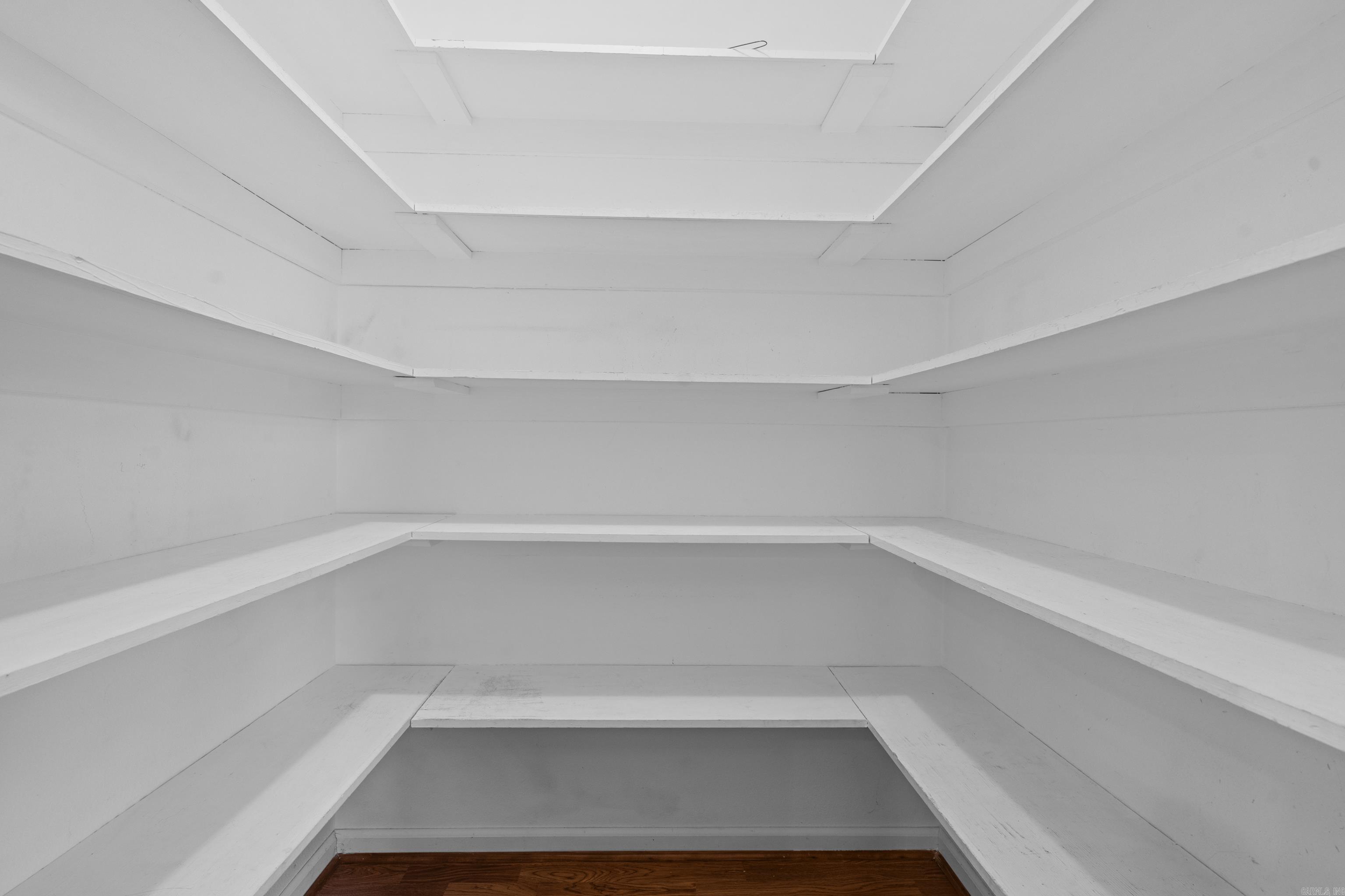 1 Alava  Hot Springs, AR