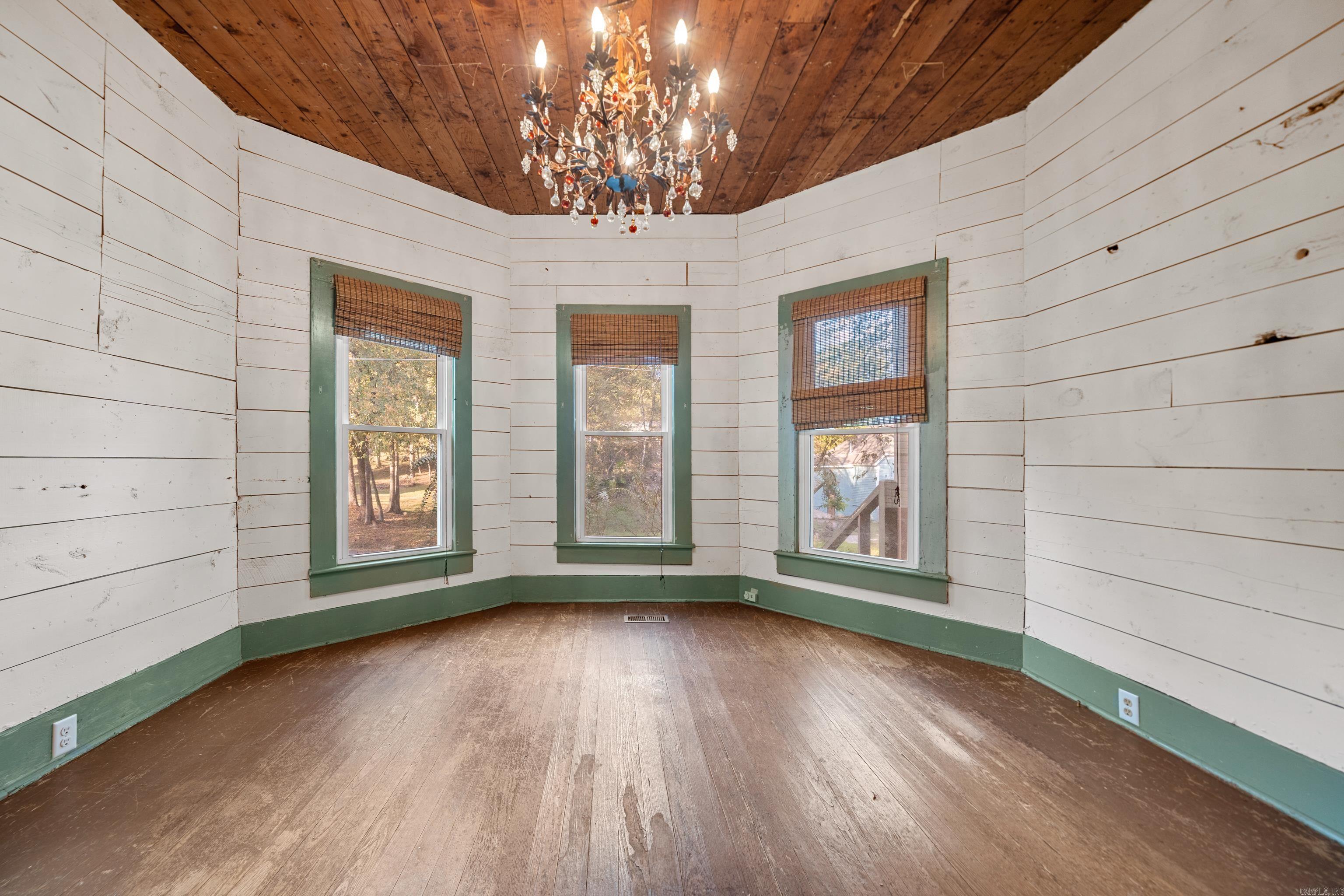 109 Reynolds St  Hot Springs, AR