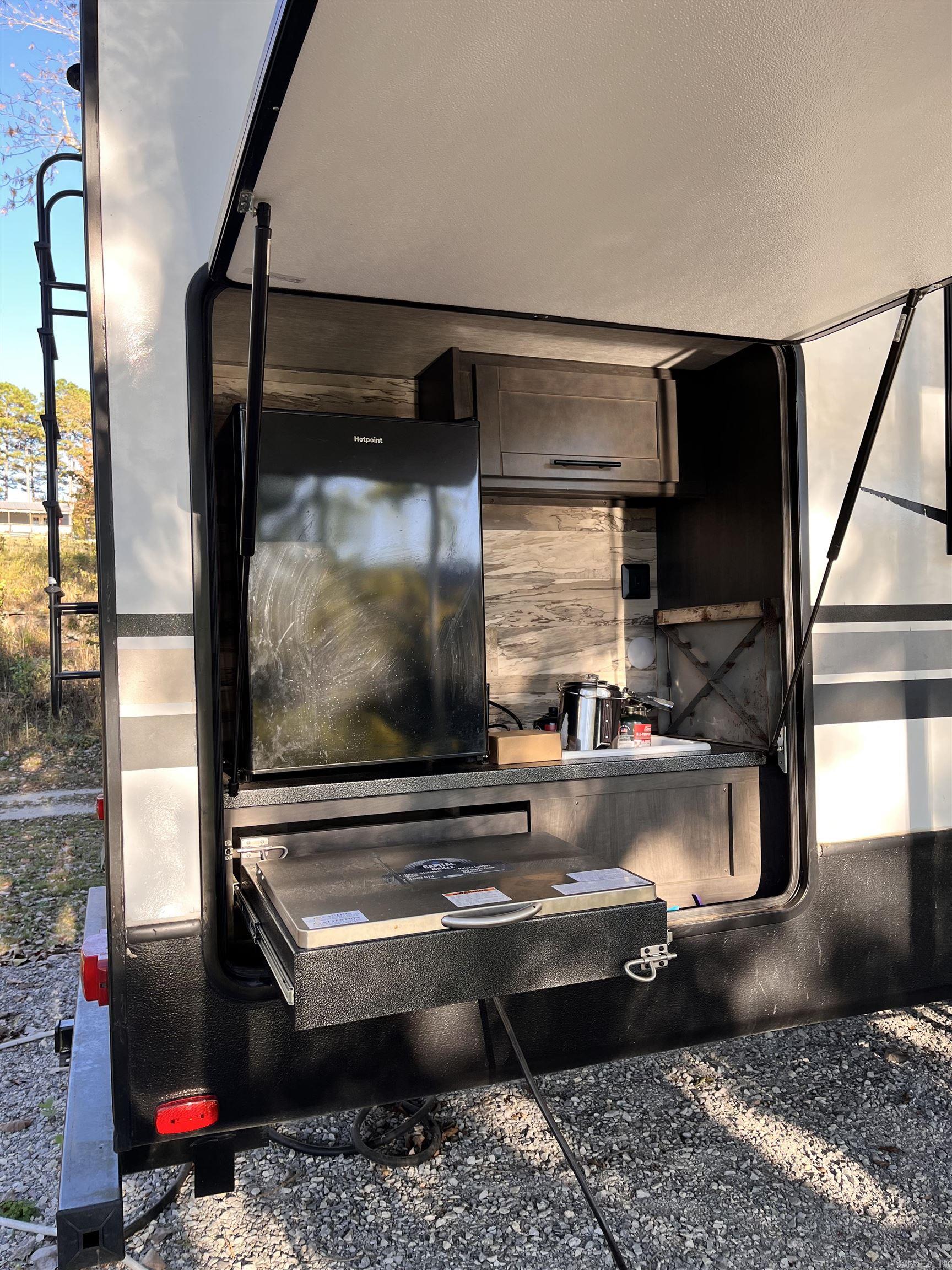 300 Mount Olive Manor  Melbourne, AR