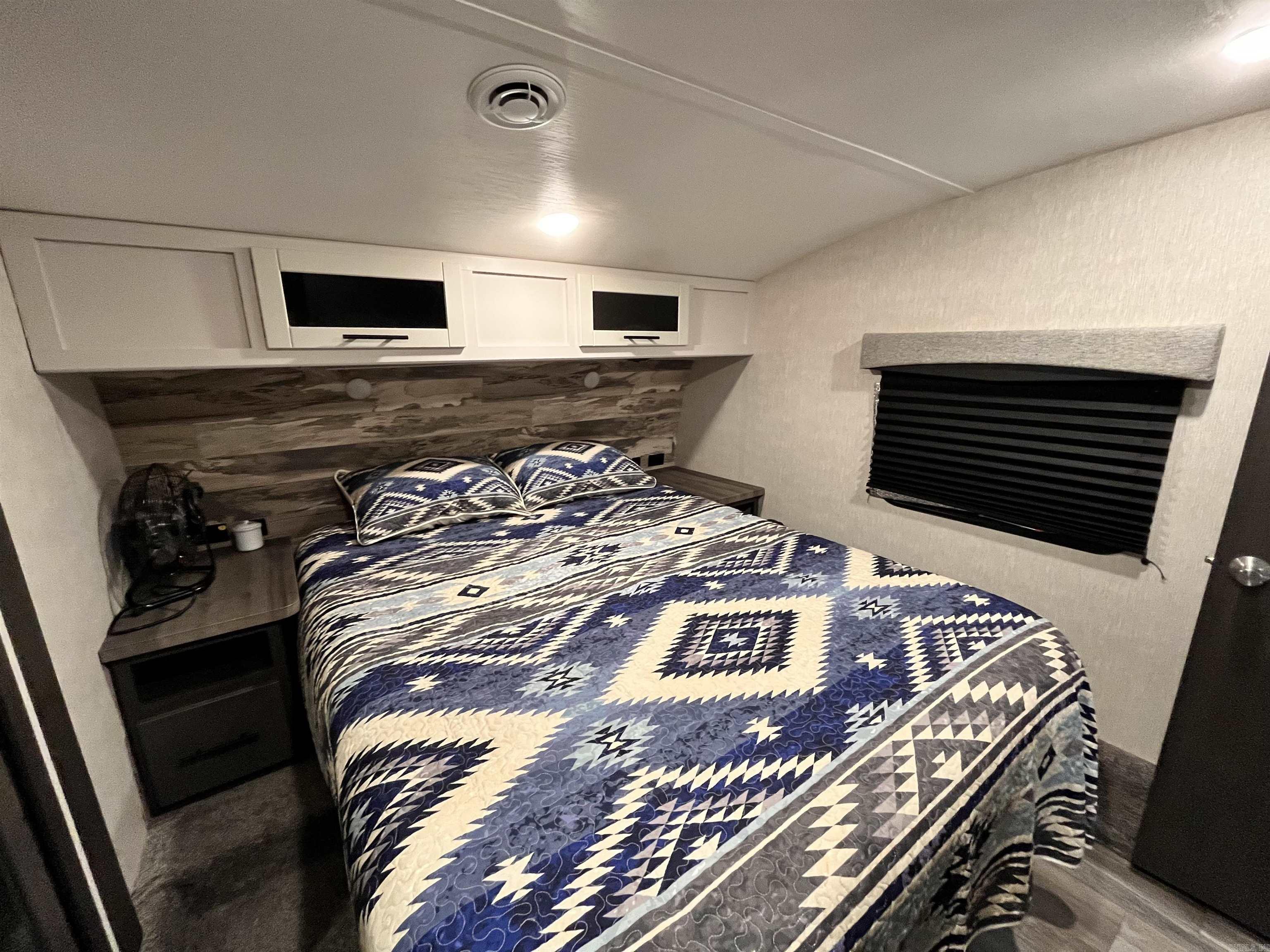 300 Mount Olive Manor  Melbourne, AR