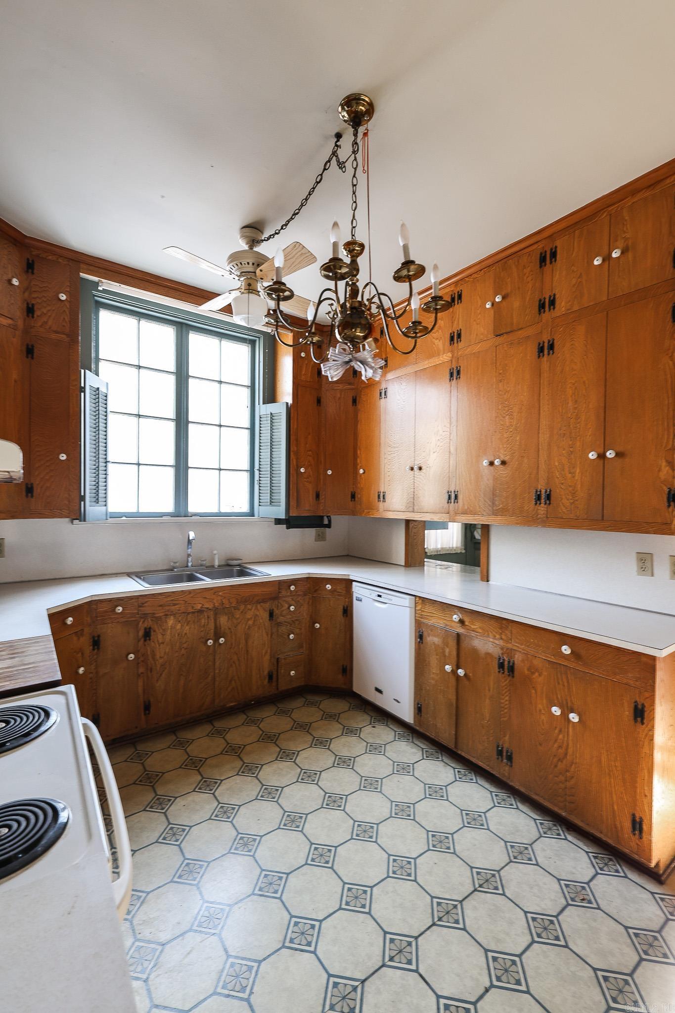 603 Champagnolle Rd  El Dorado, AR