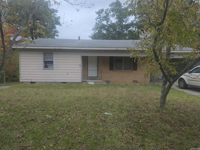 3205  Daffodil  Pine Bluff, AR