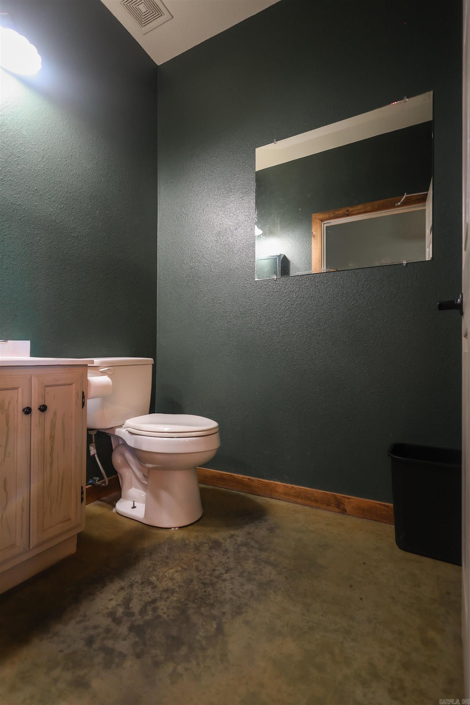 113 S Main  Amity, AR