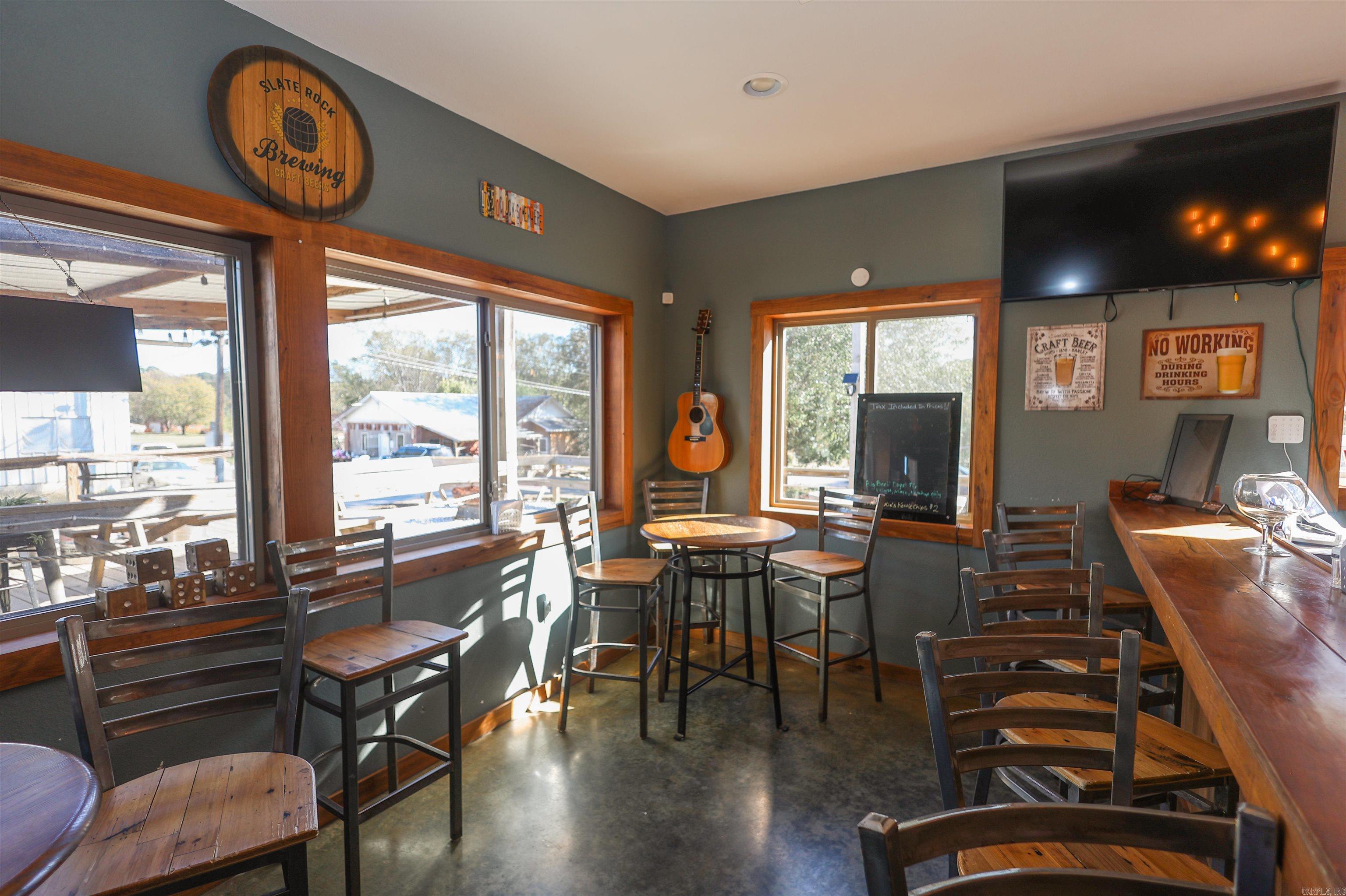 113 S Main  Amity, AR