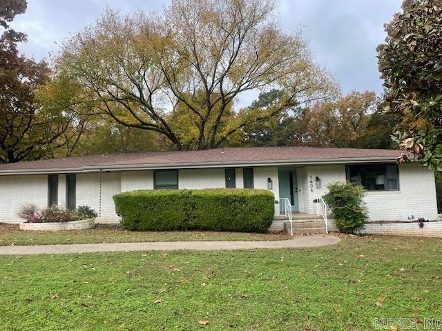 1406 Lakeshore Drive