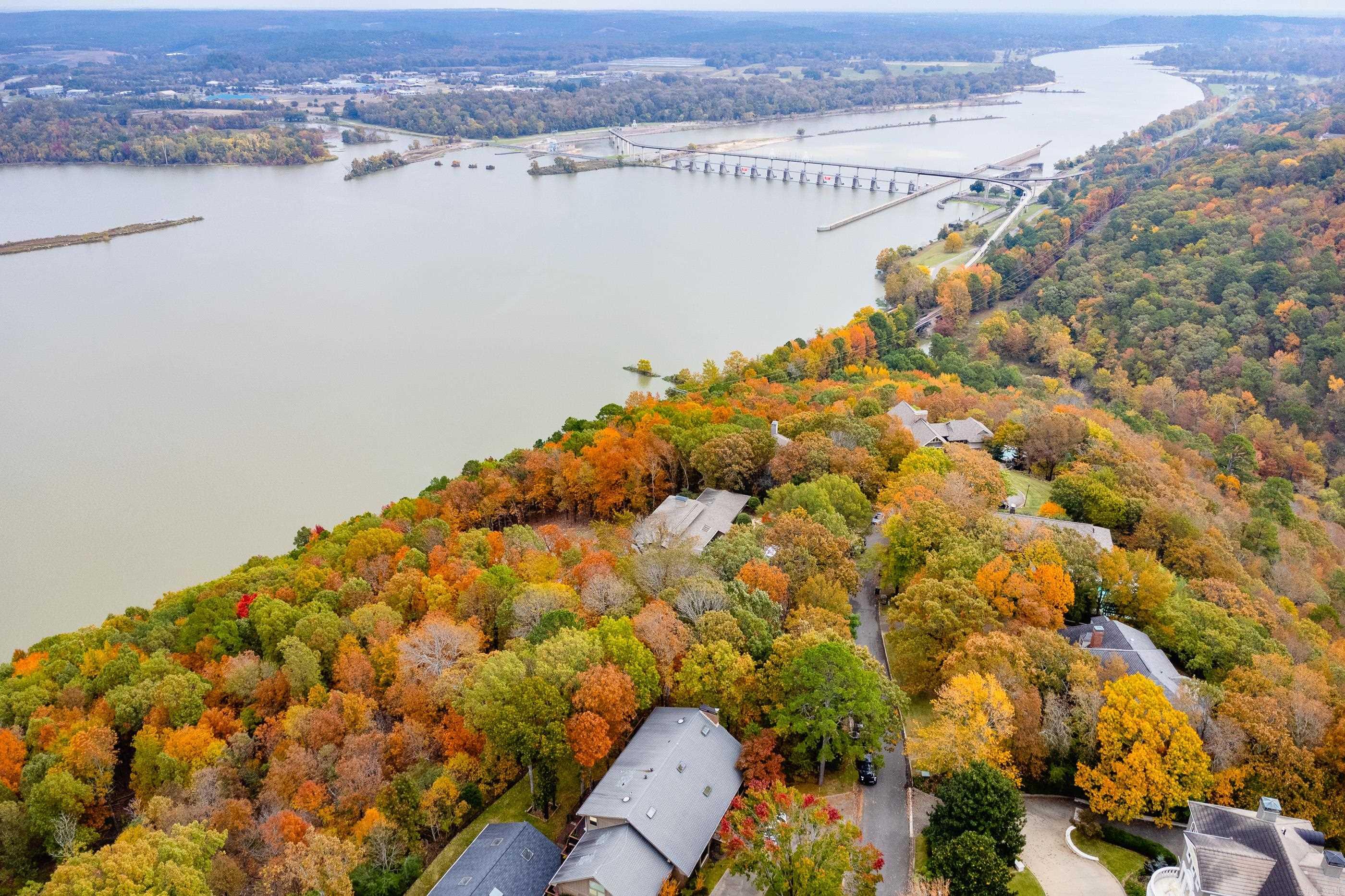 6 River View  Little Rock, AR