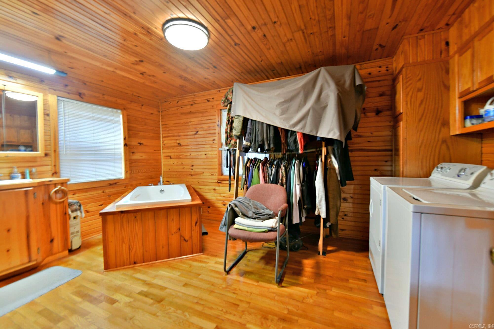 403 Polk Road 69 Mena, AR 71953