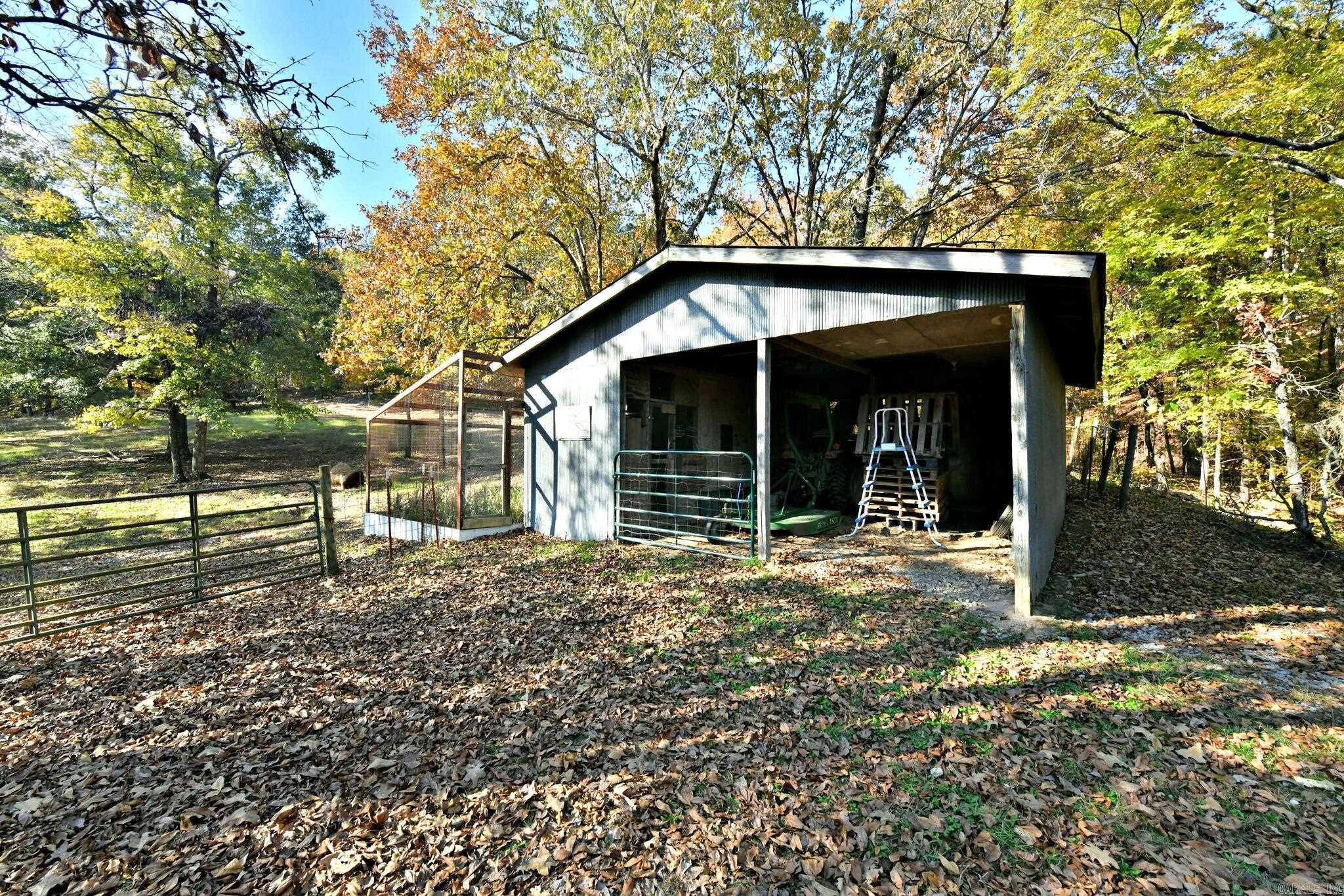 403 Polk Road 69 Mena, AR 71953