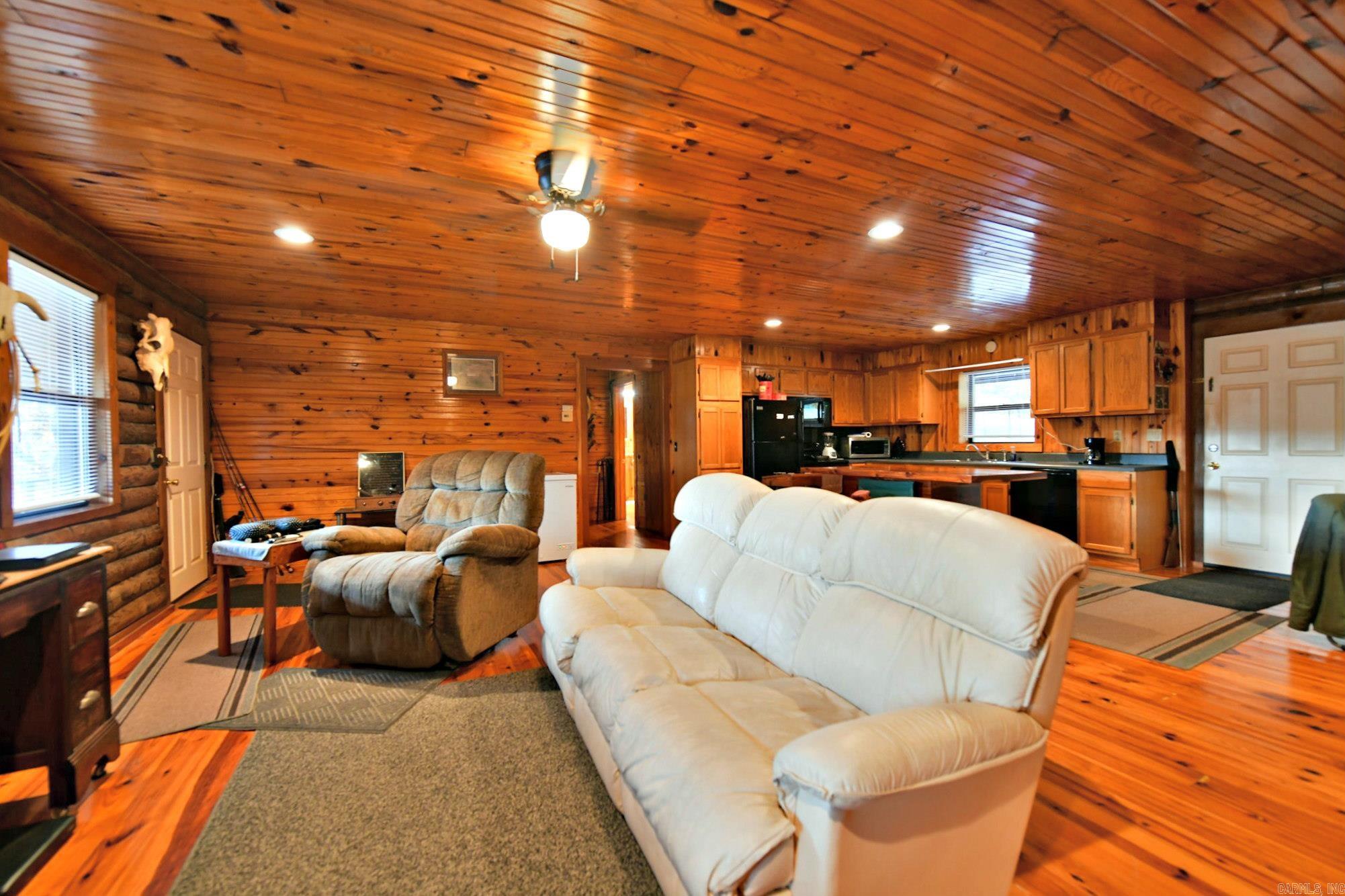 403 Polk Road 69 Mena, AR 71953