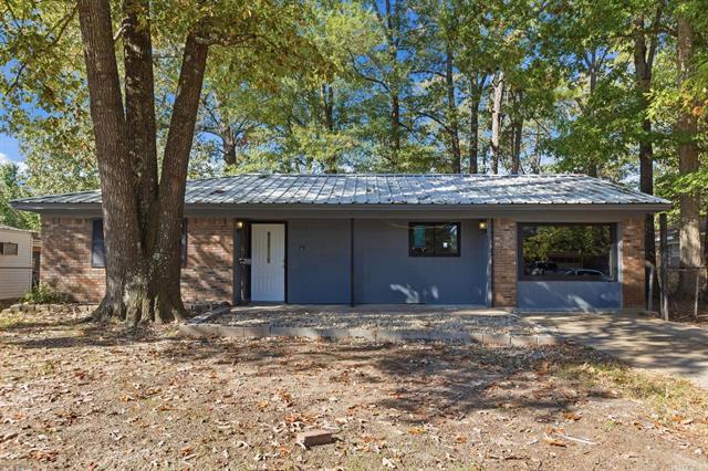 3504  Shamrock  Pine Bluff, AR