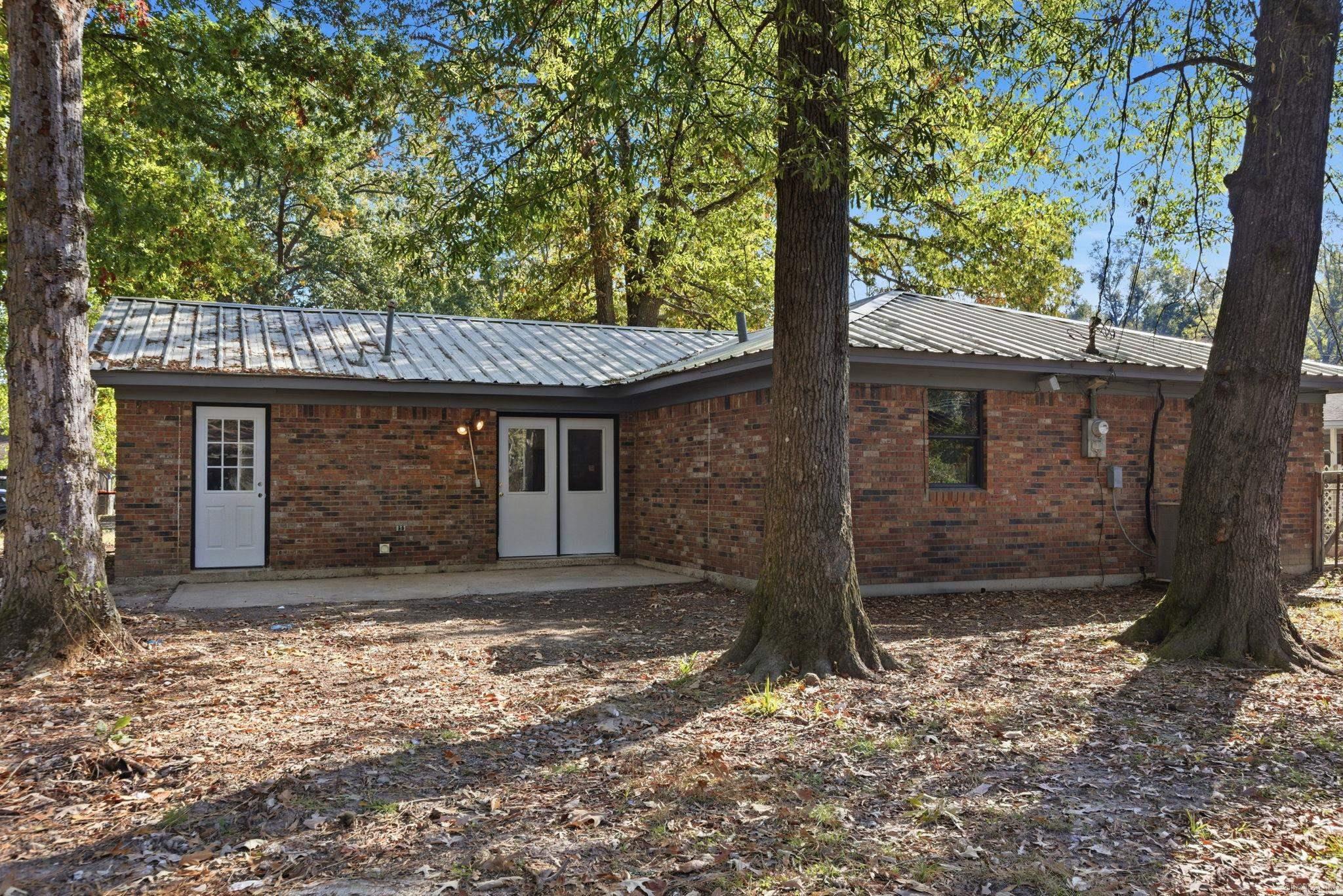 3504 Shamrock Pine Bluff, AR 71603