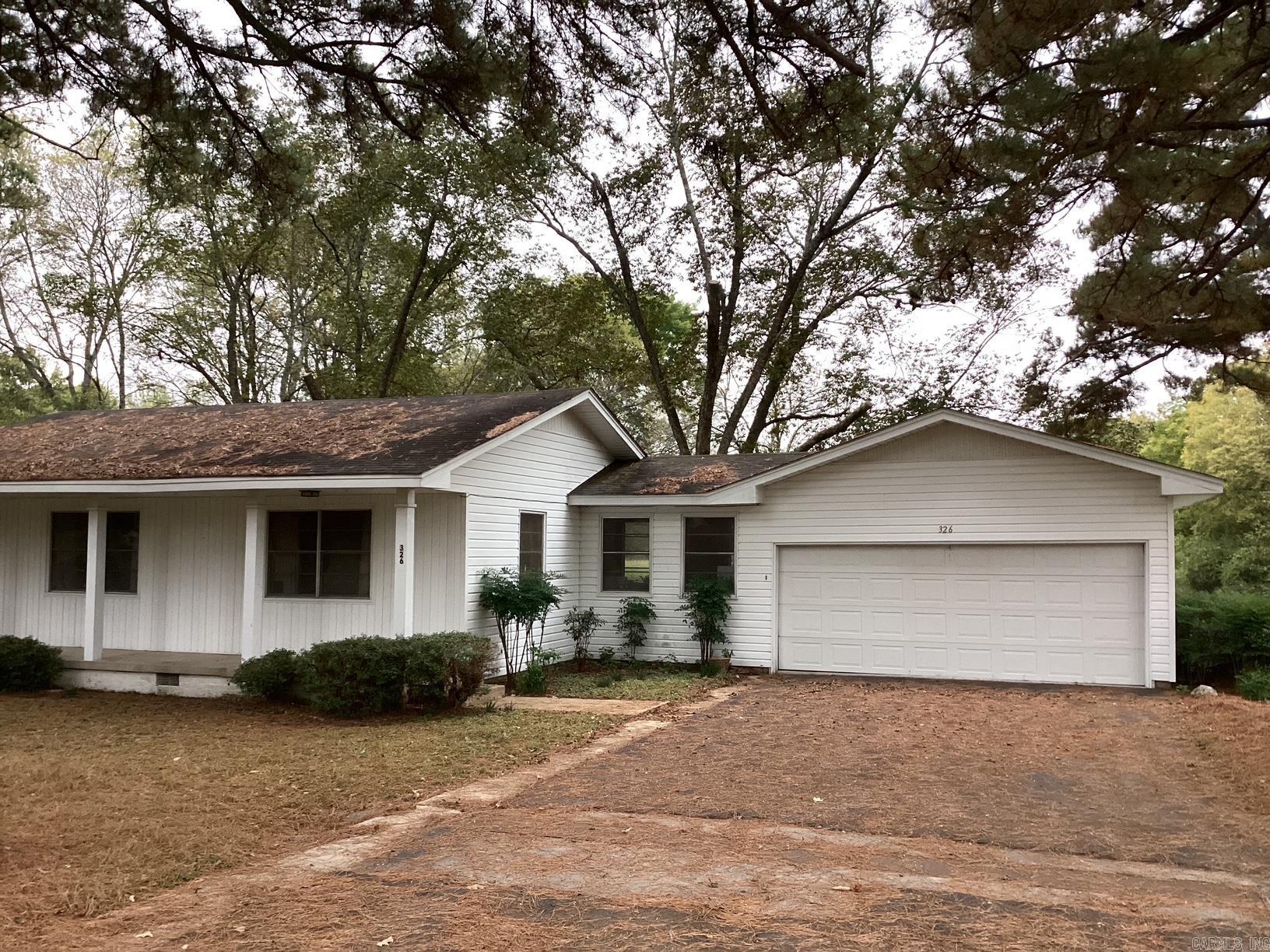 326 Rosston  Prescott, AR