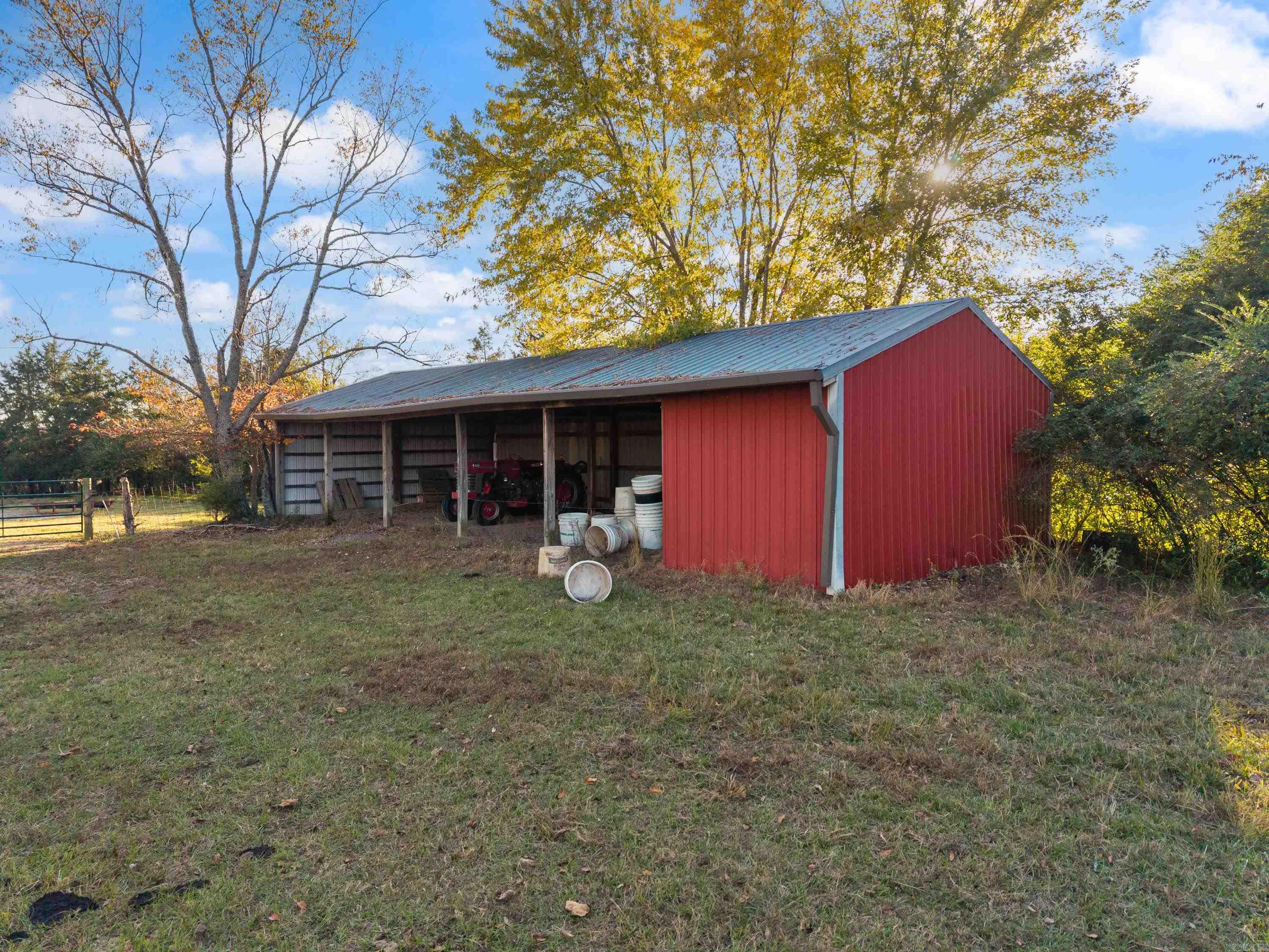 172 Blackfork Road  Greenbrier, AR