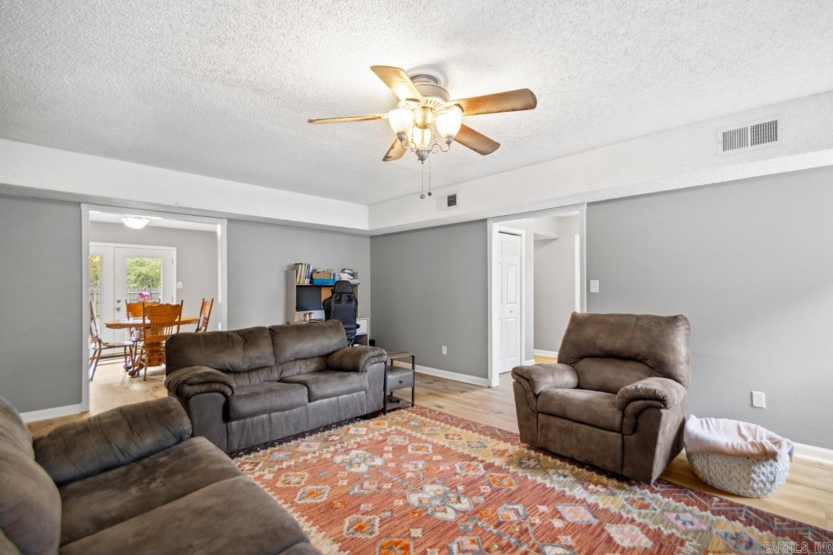 8711 Cayuga Ln  Sherwood, AR