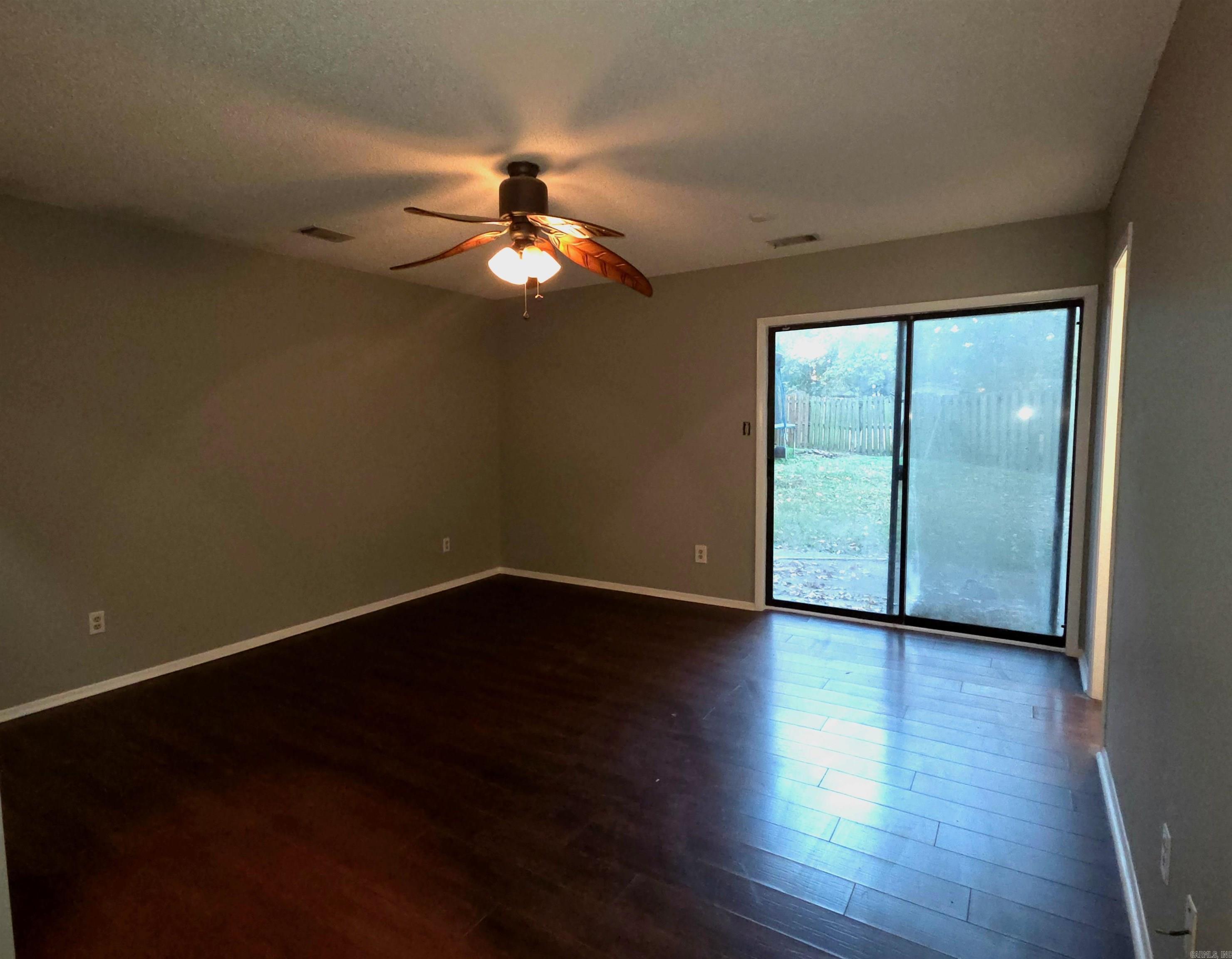 2010 Emerald CV.  Jonesboro, AR