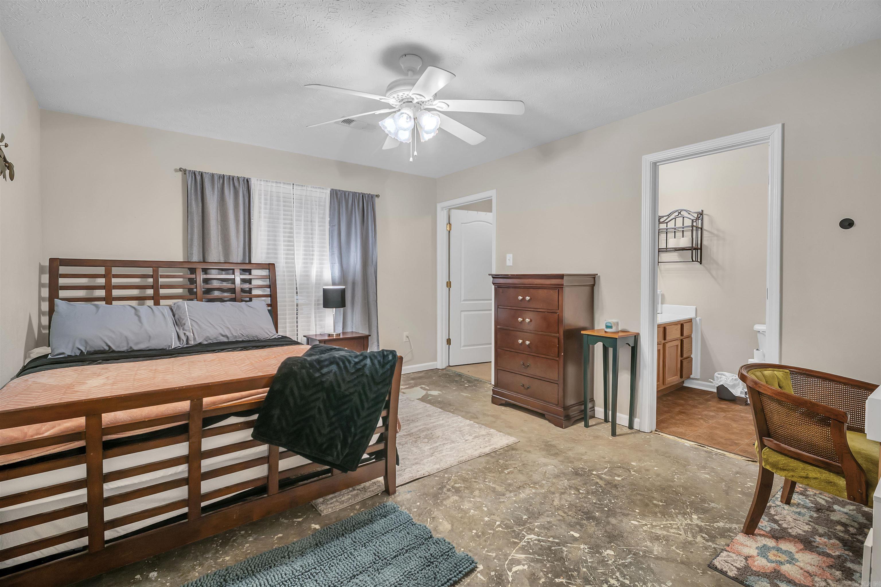 61 whispering wind  Vilonia, AR