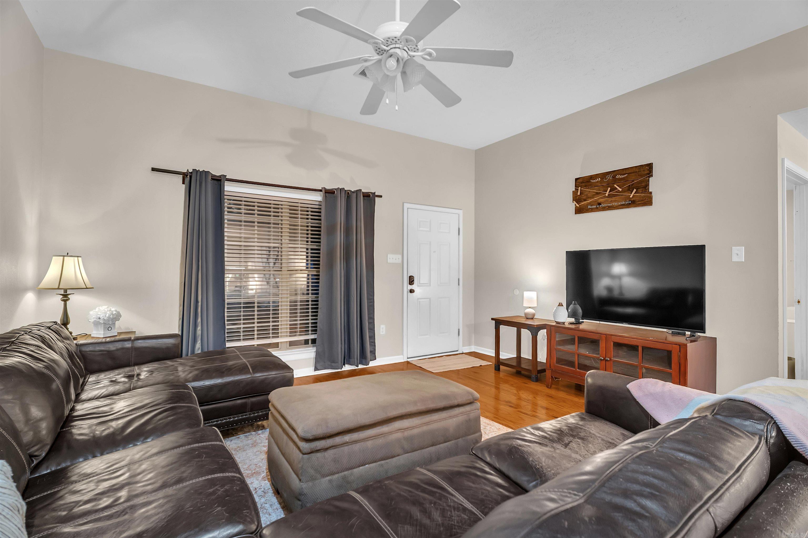 61 whispering wind  Vilonia, AR