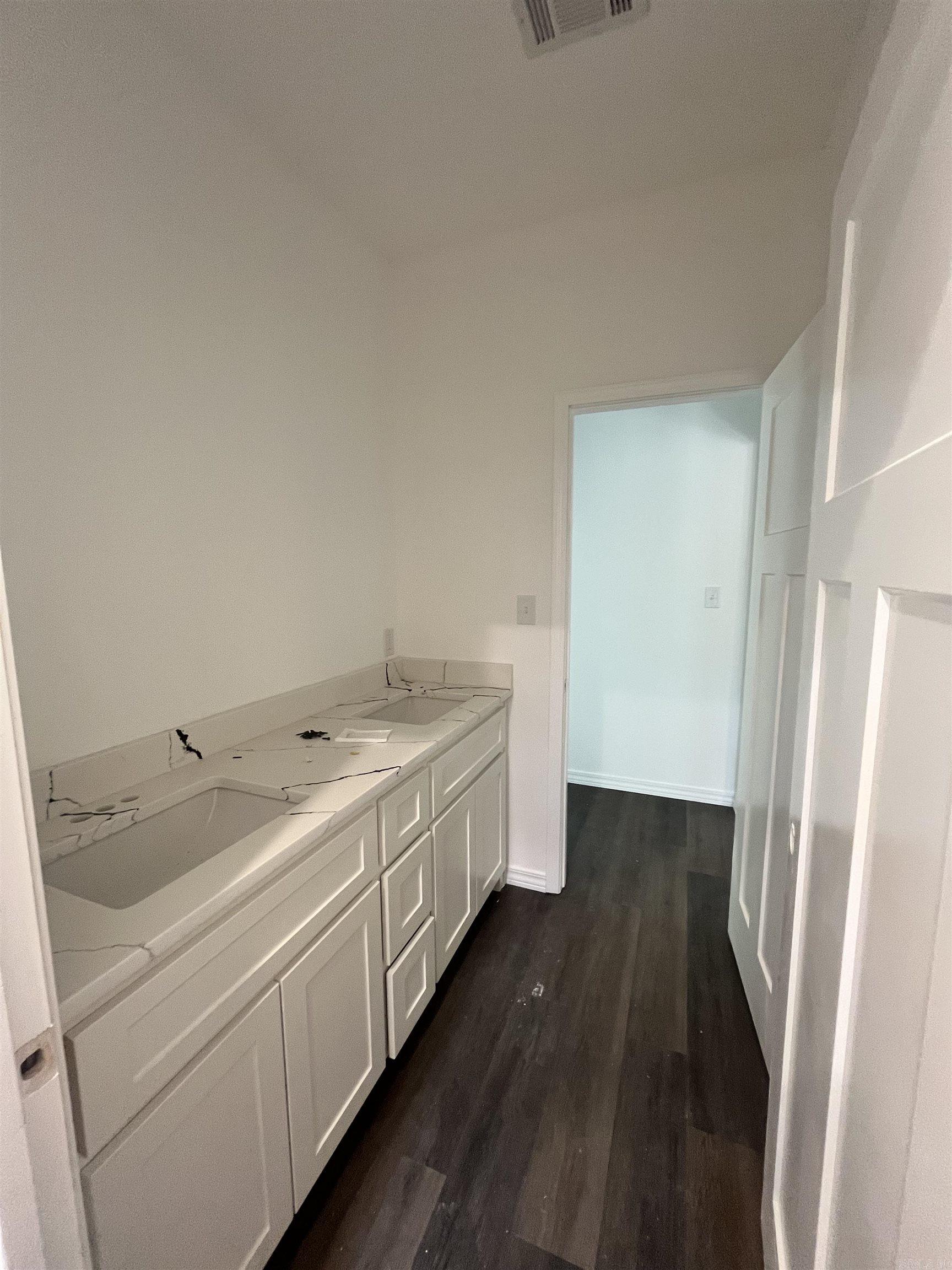 137 Leatherwood  Batesville, AR