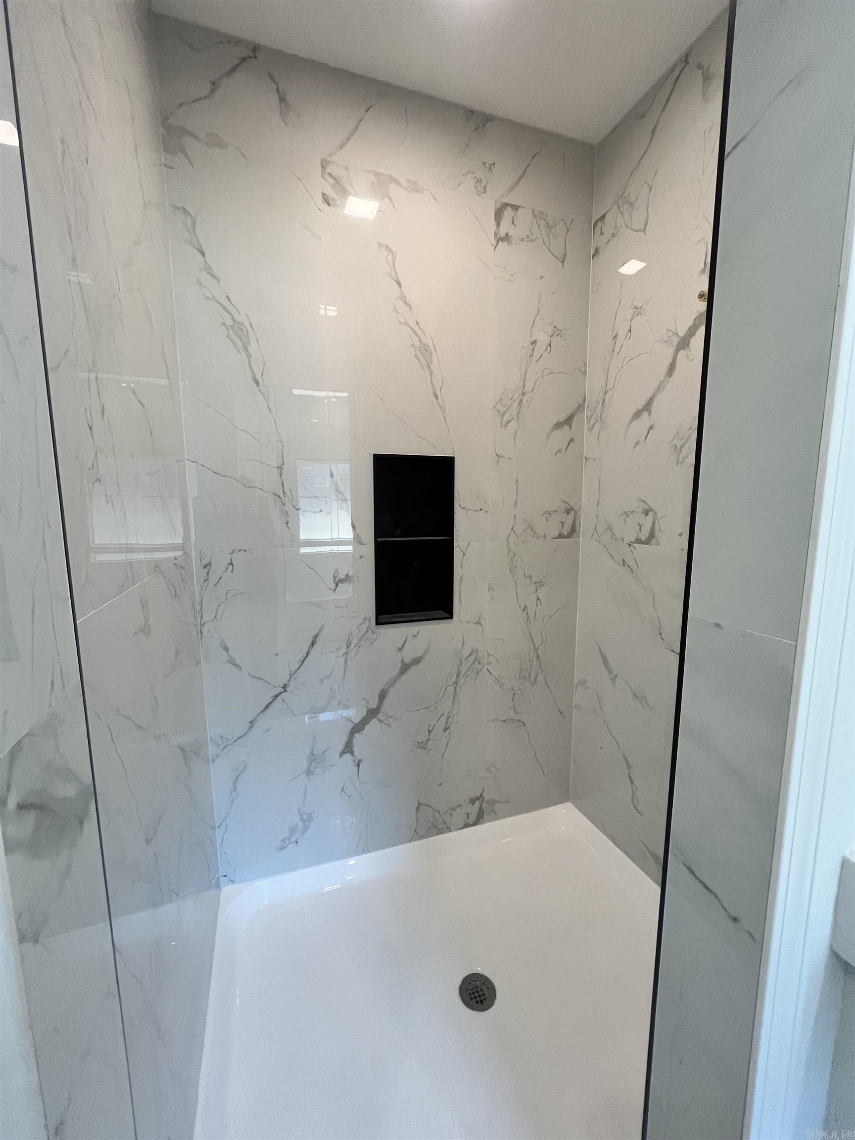 137 Leatherwood  Batesville, AR