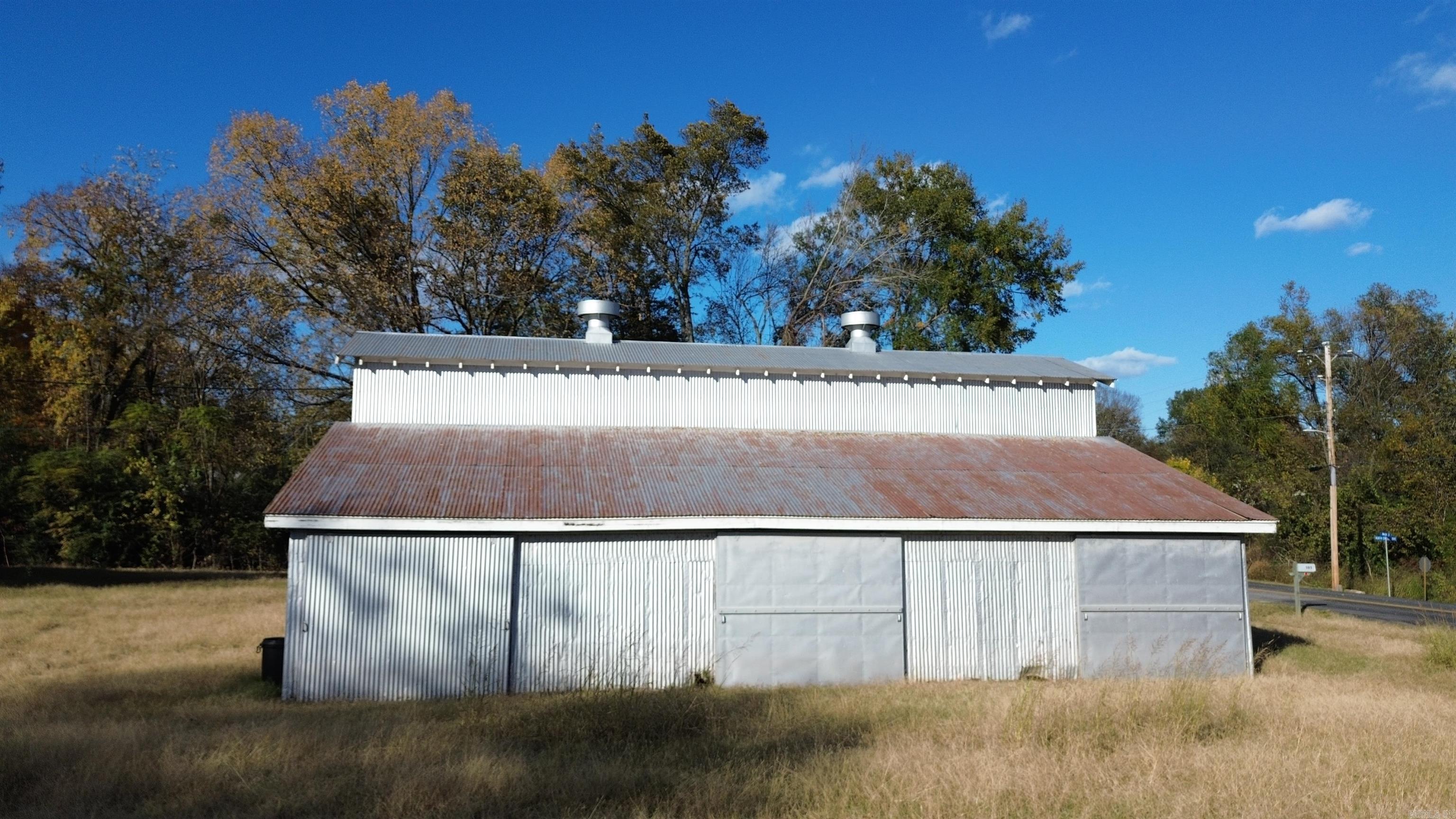 301 MAIN  Hartman, AR