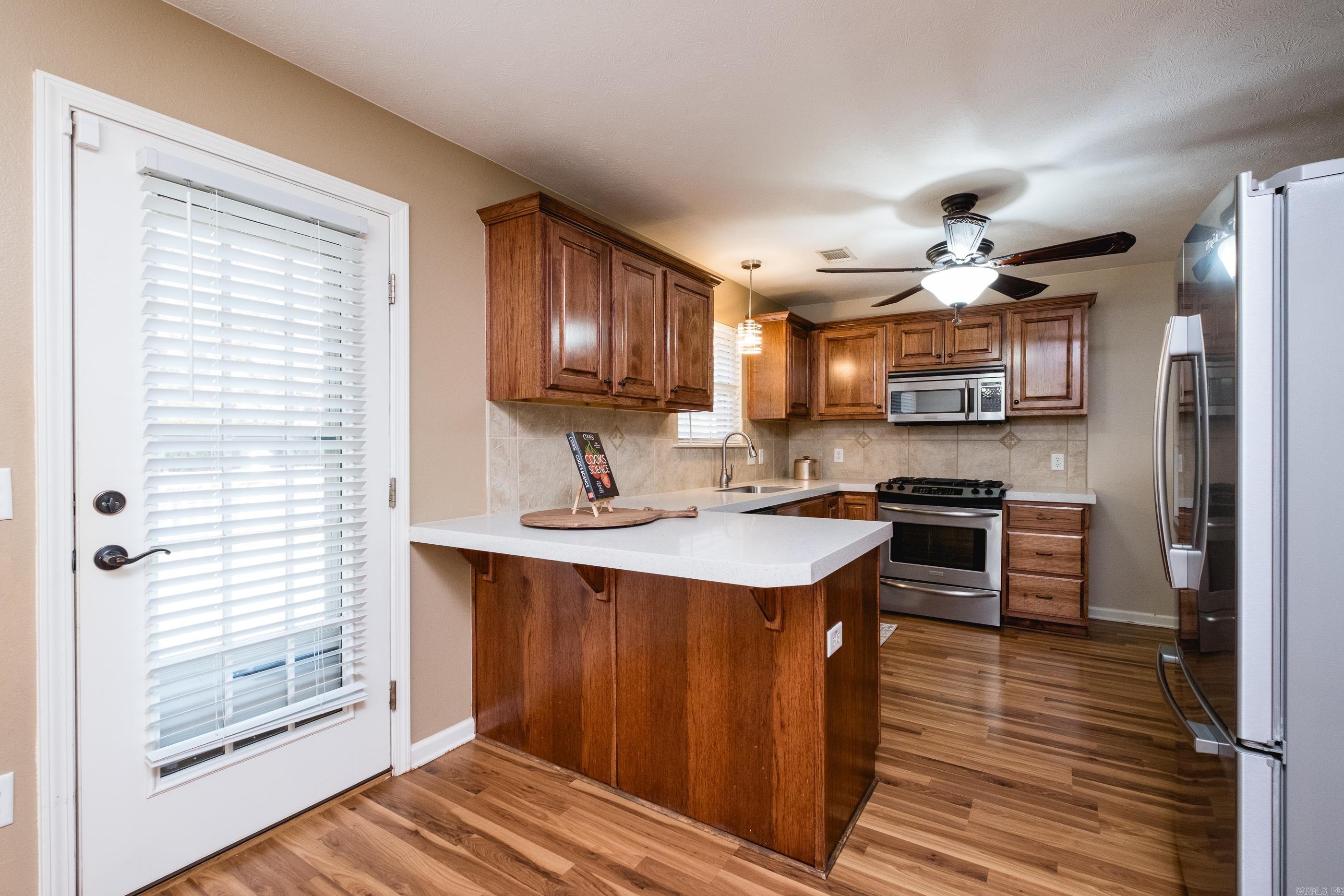 199 Diamond Point Drive Maumelle, AR 72113