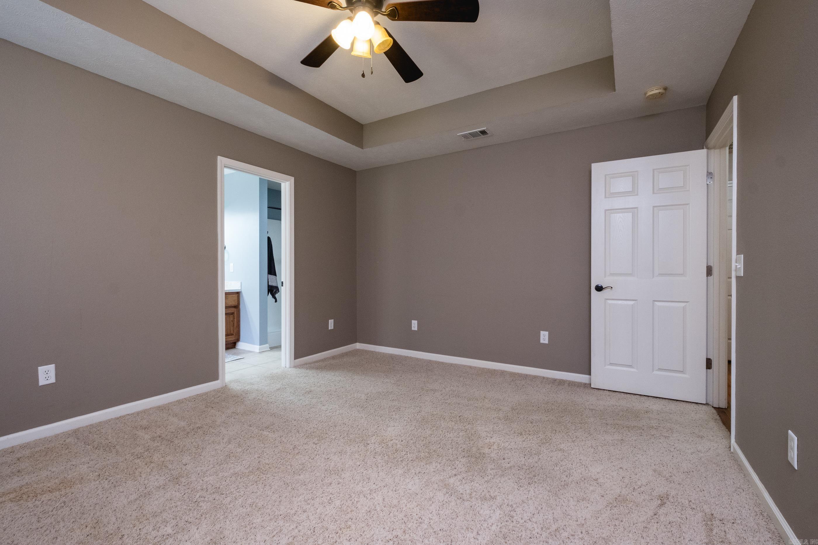 199 Diamond Point Drive Maumelle, AR 72113