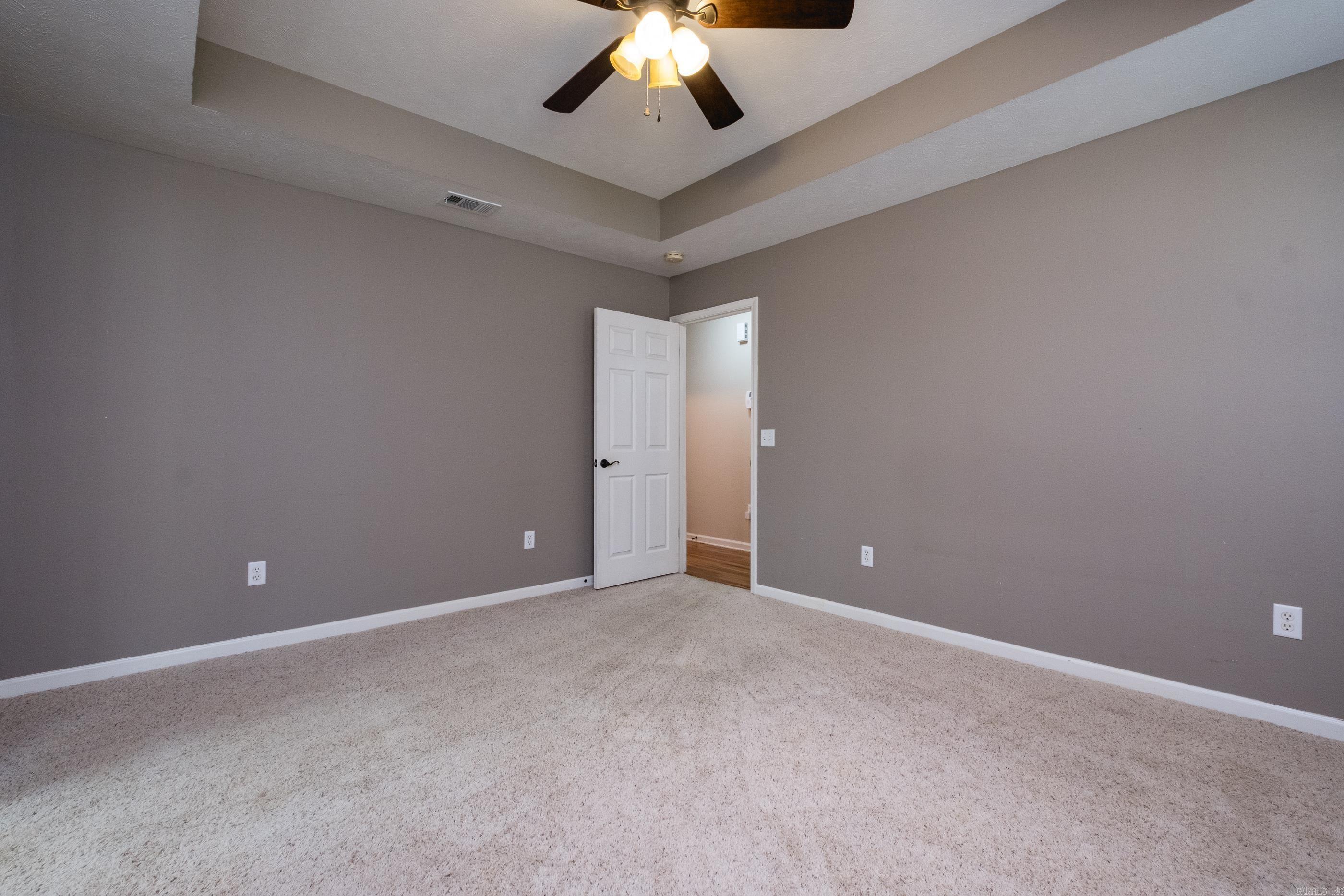 199 Diamond Point Drive Maumelle, AR 72113