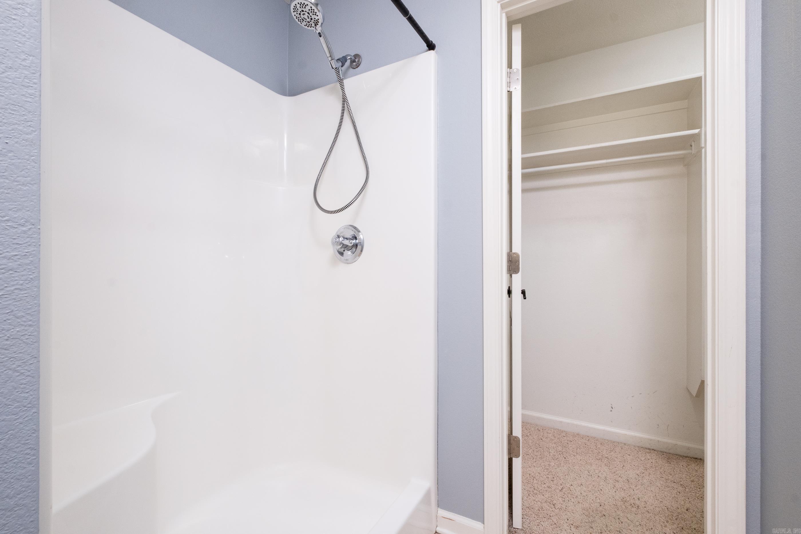 199 Diamond Point Drive Maumelle, AR 72113