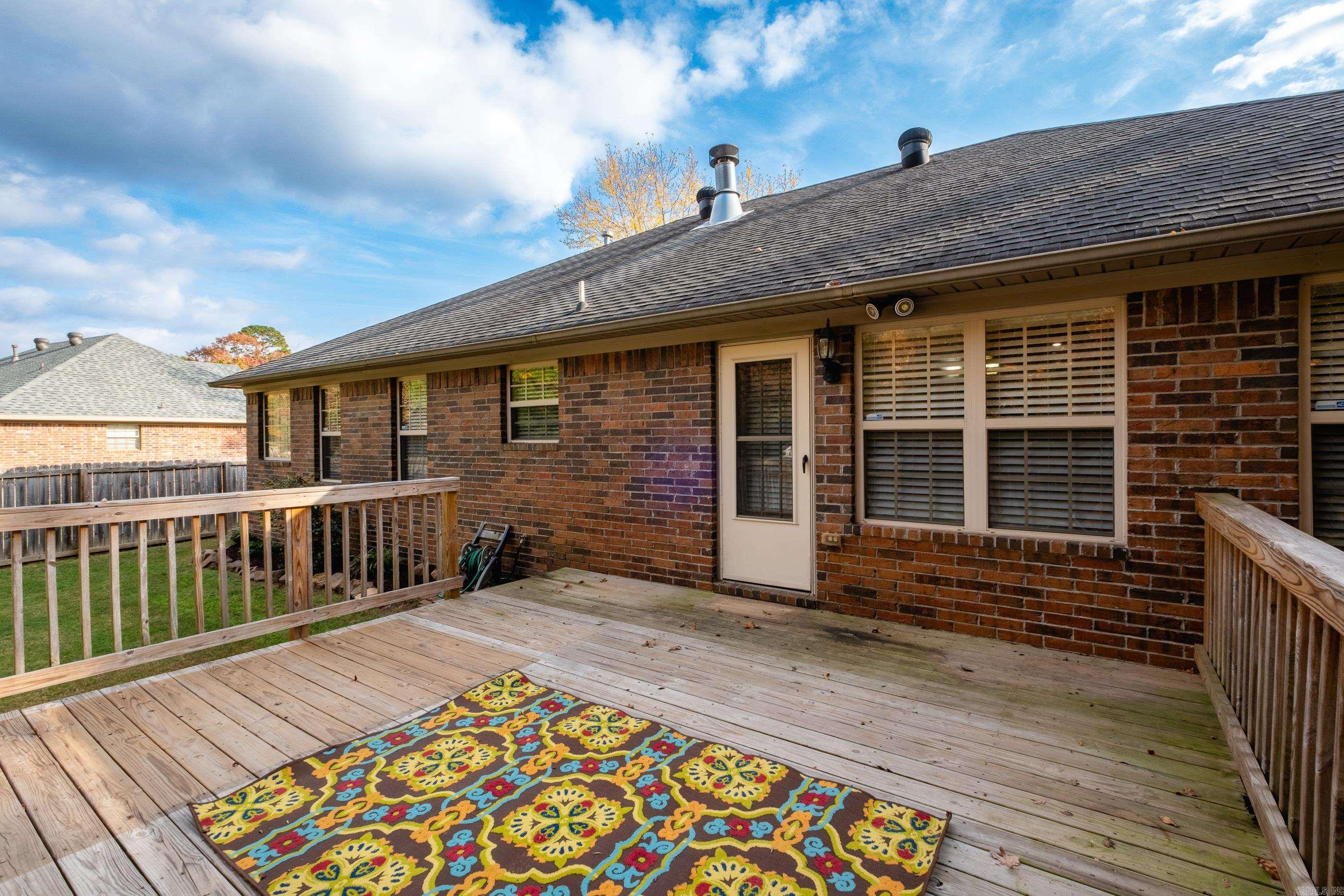 199 Diamond Point Drive Maumelle, AR 72113