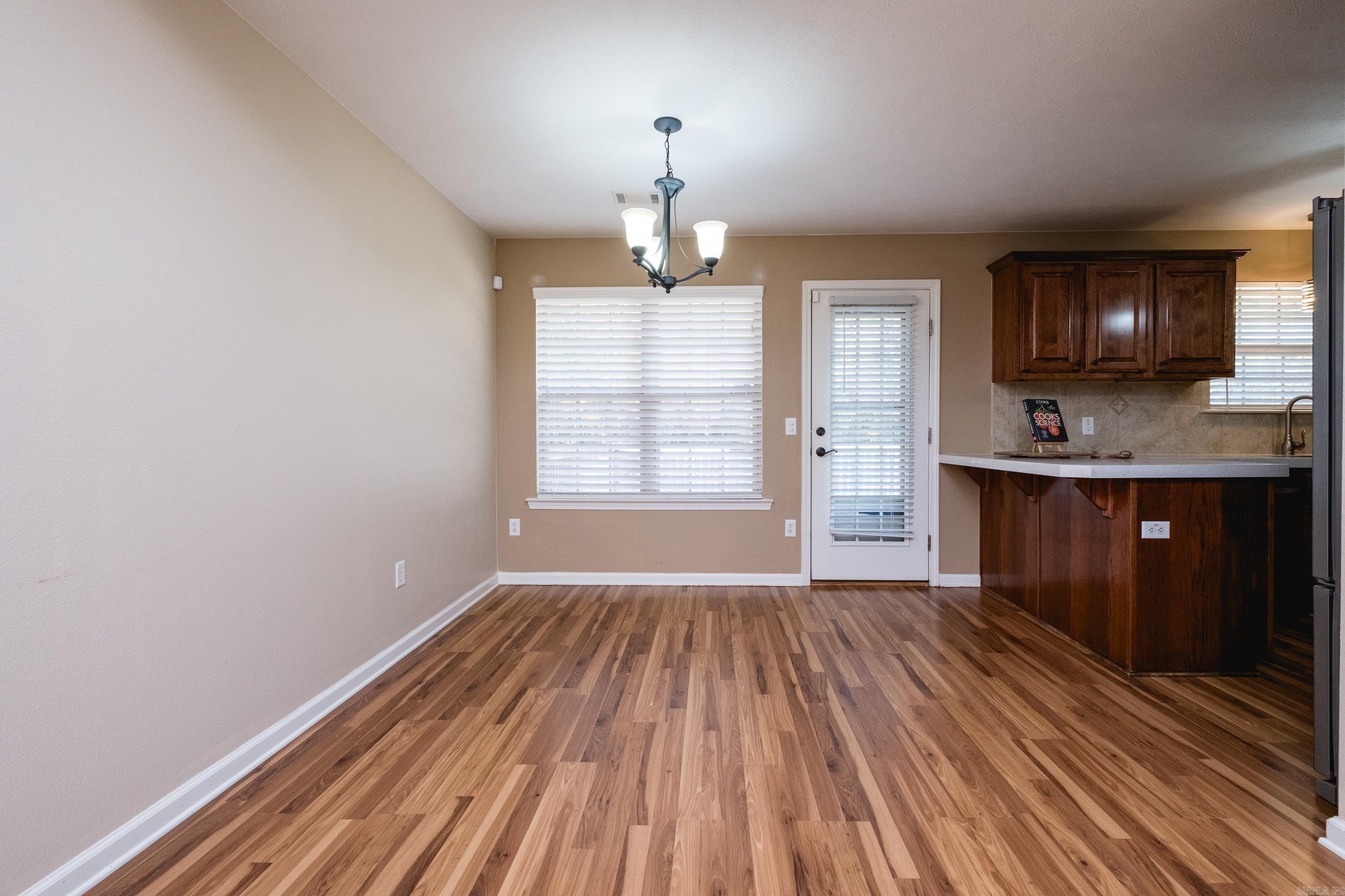 199 Diamond Point Drive Maumelle, AR 72113