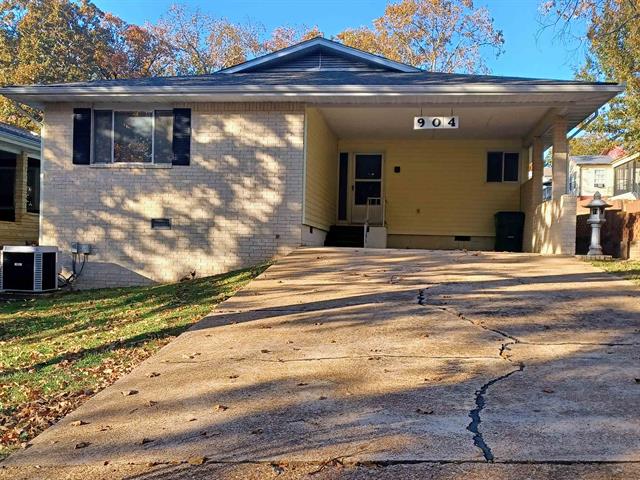 904 S Manor  Horseshoe Bend, AR