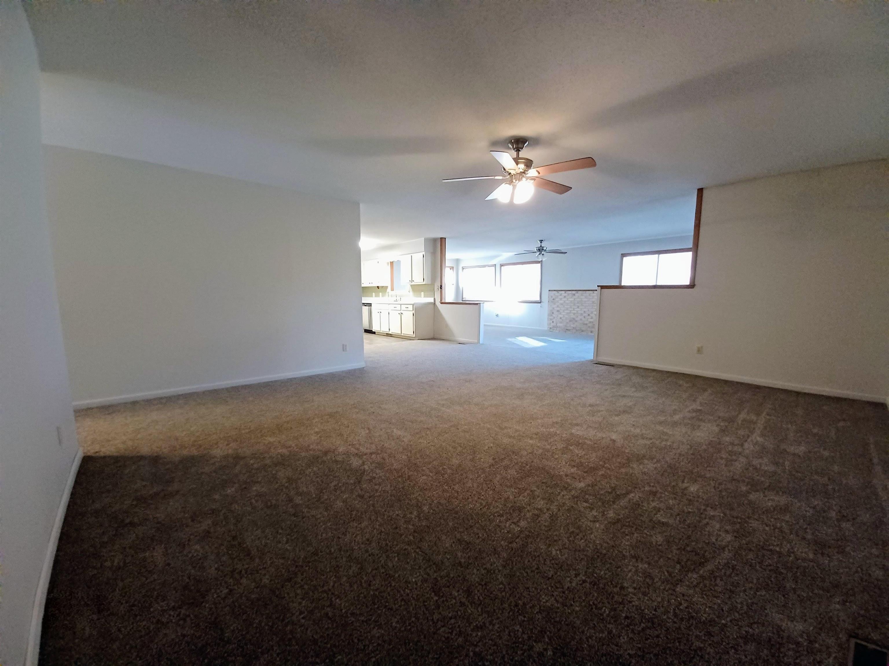 904 S Manor  Horseshoe Bend, AR