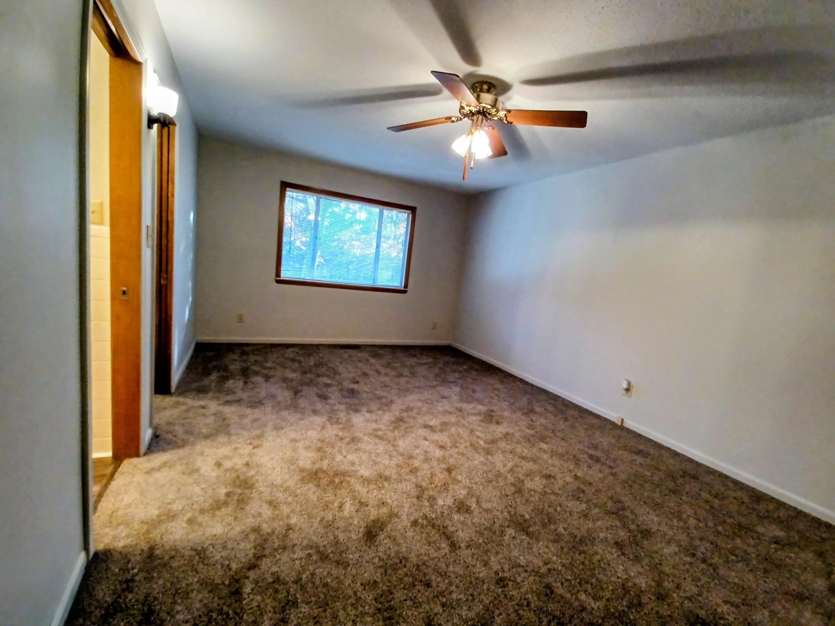 904 S Manor  Horseshoe Bend, AR