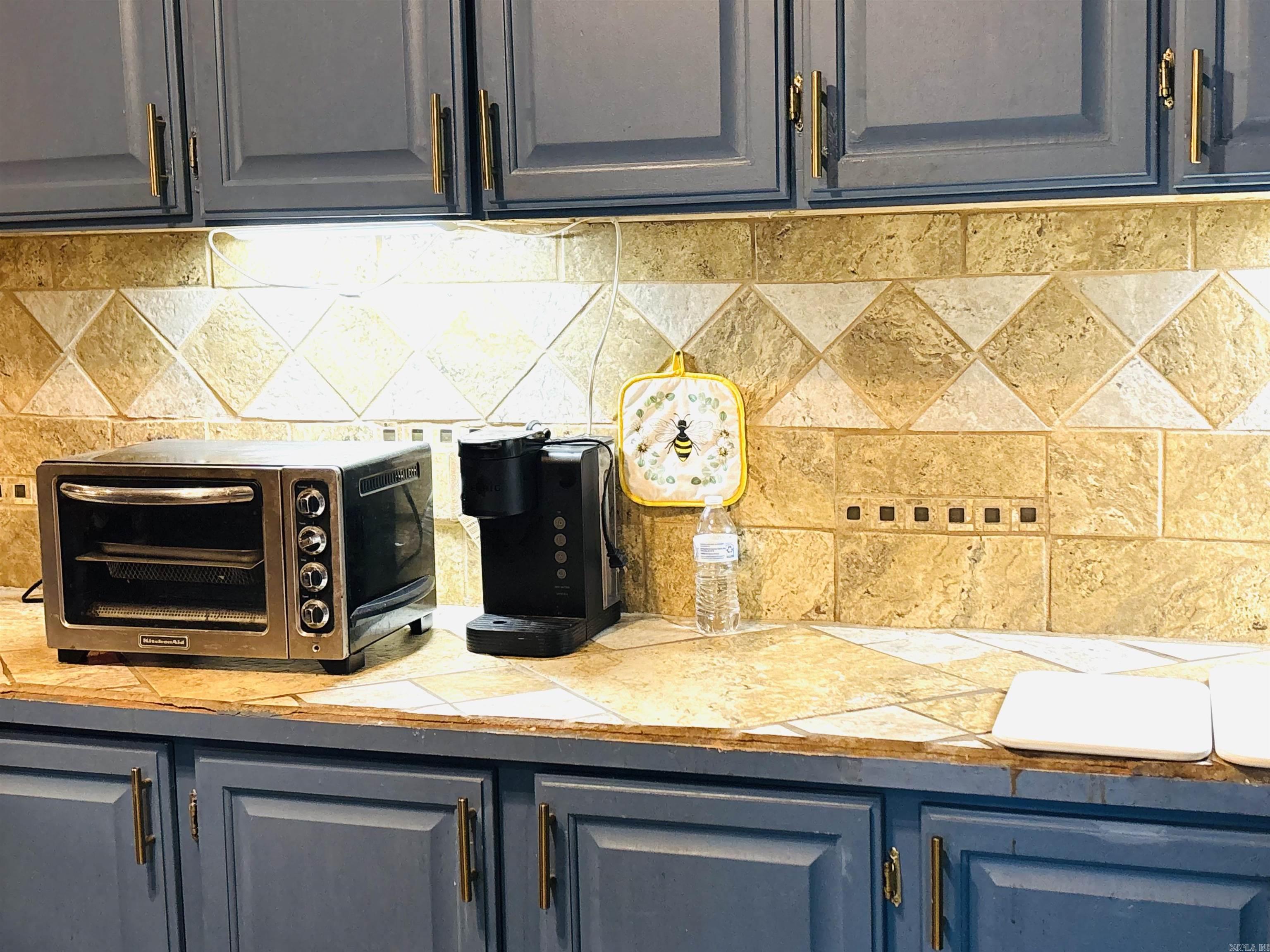 6575 Banner Mountain Road Shirley, AR 72153-0000