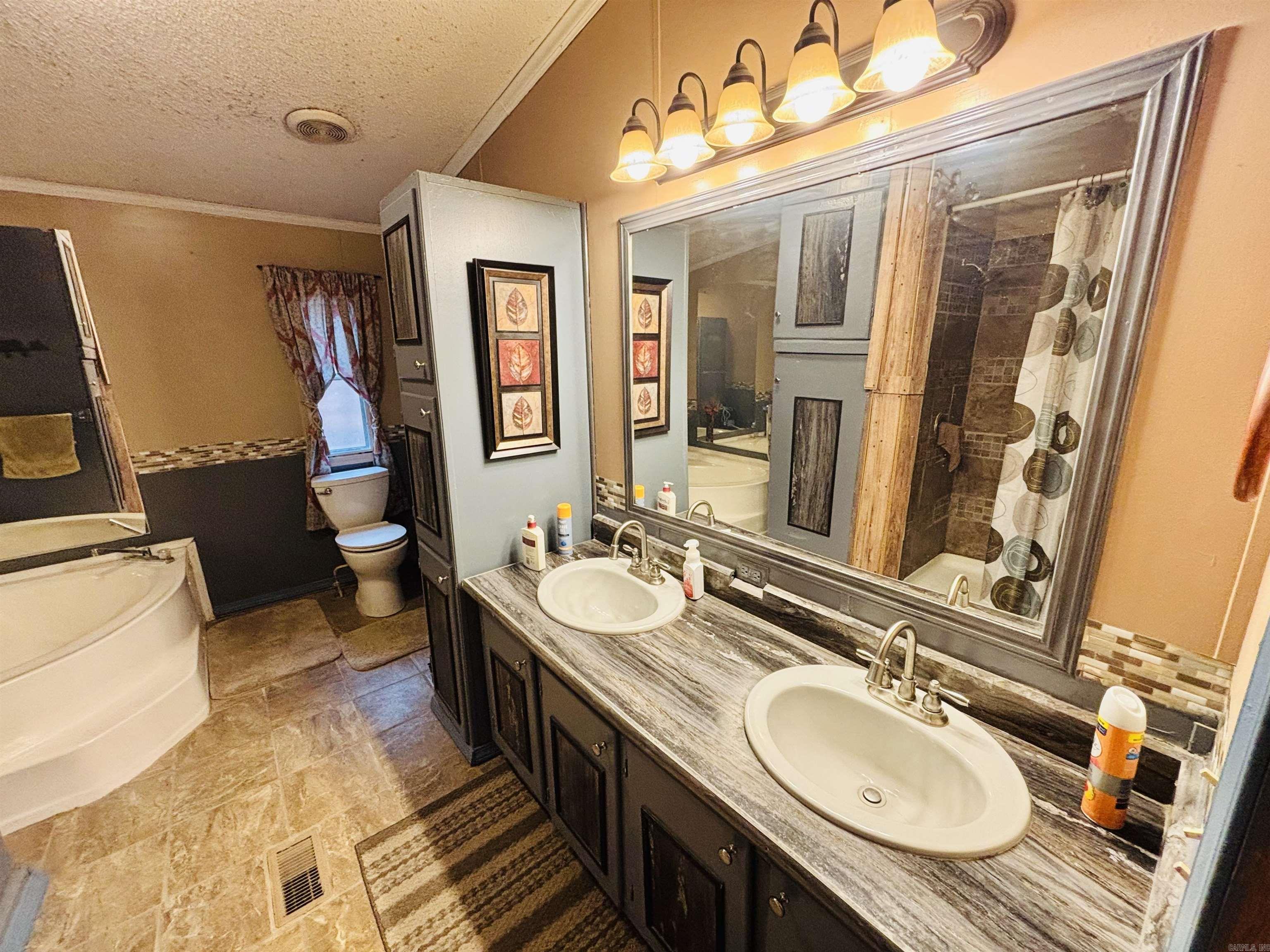 6575 Banner Mountain Road Shirley, AR 72153-0000