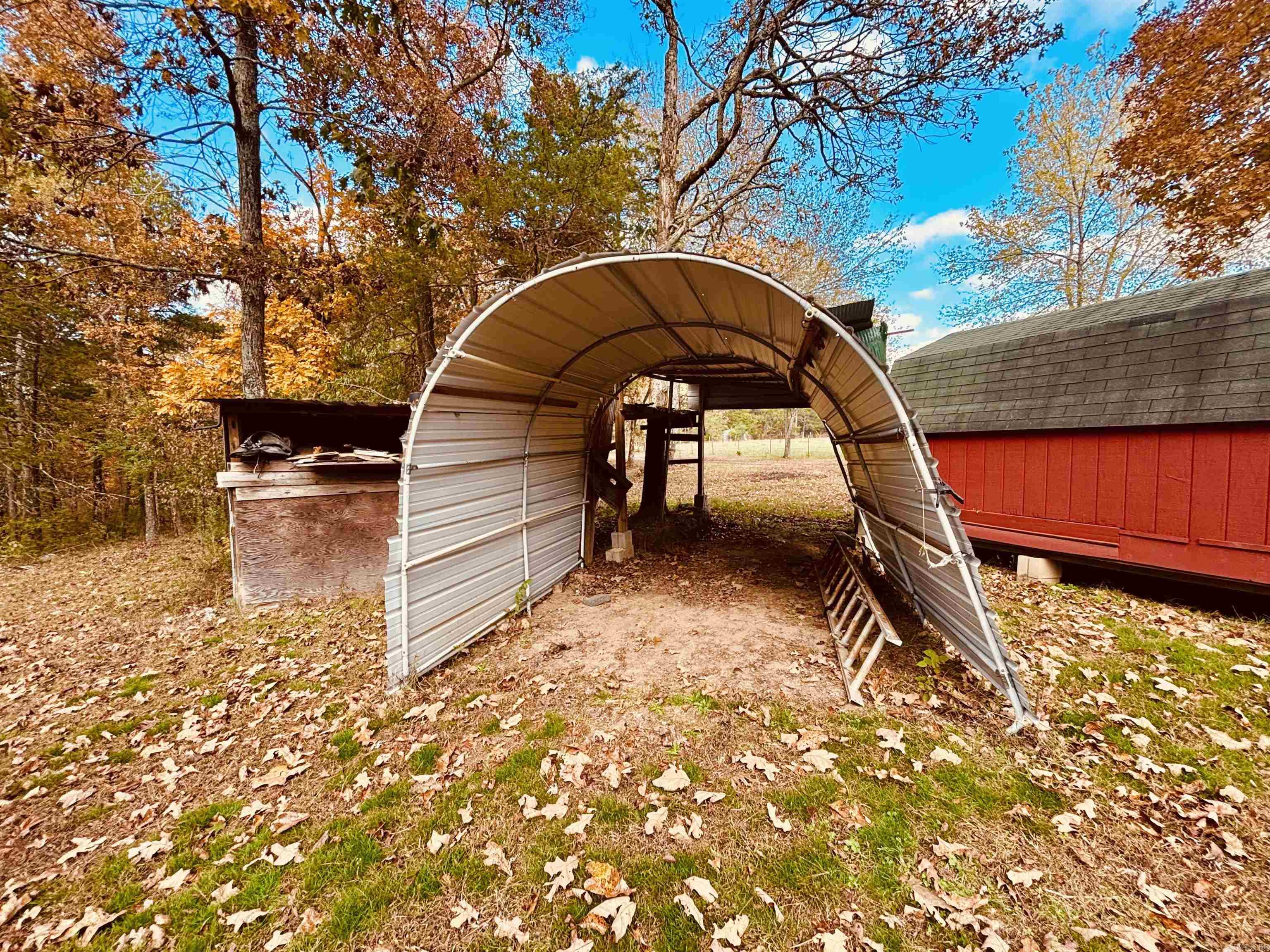 6575 Banner Mountain Road Shirley, AR 72153-0000