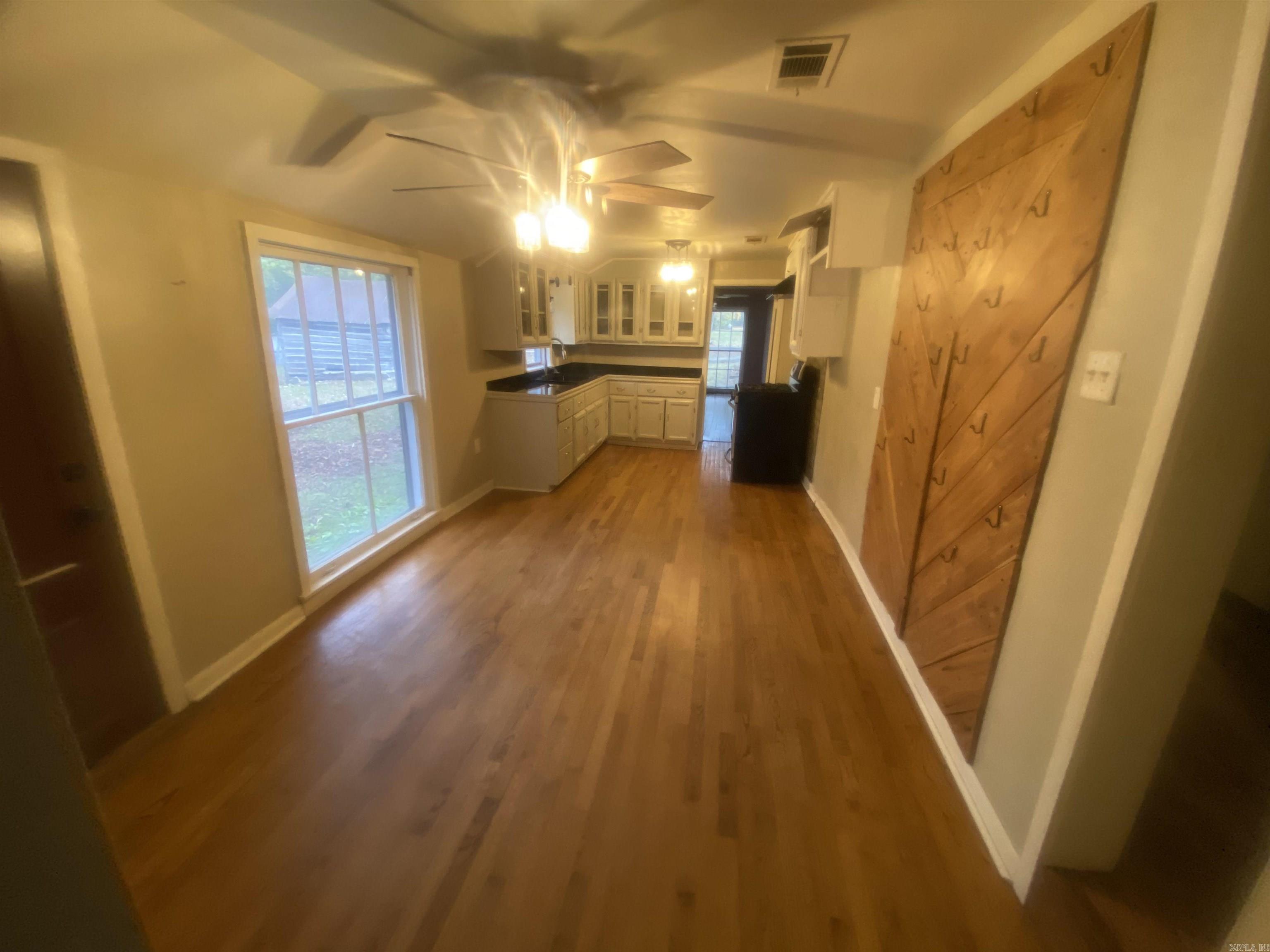 250 Jamestown  Desha, AR