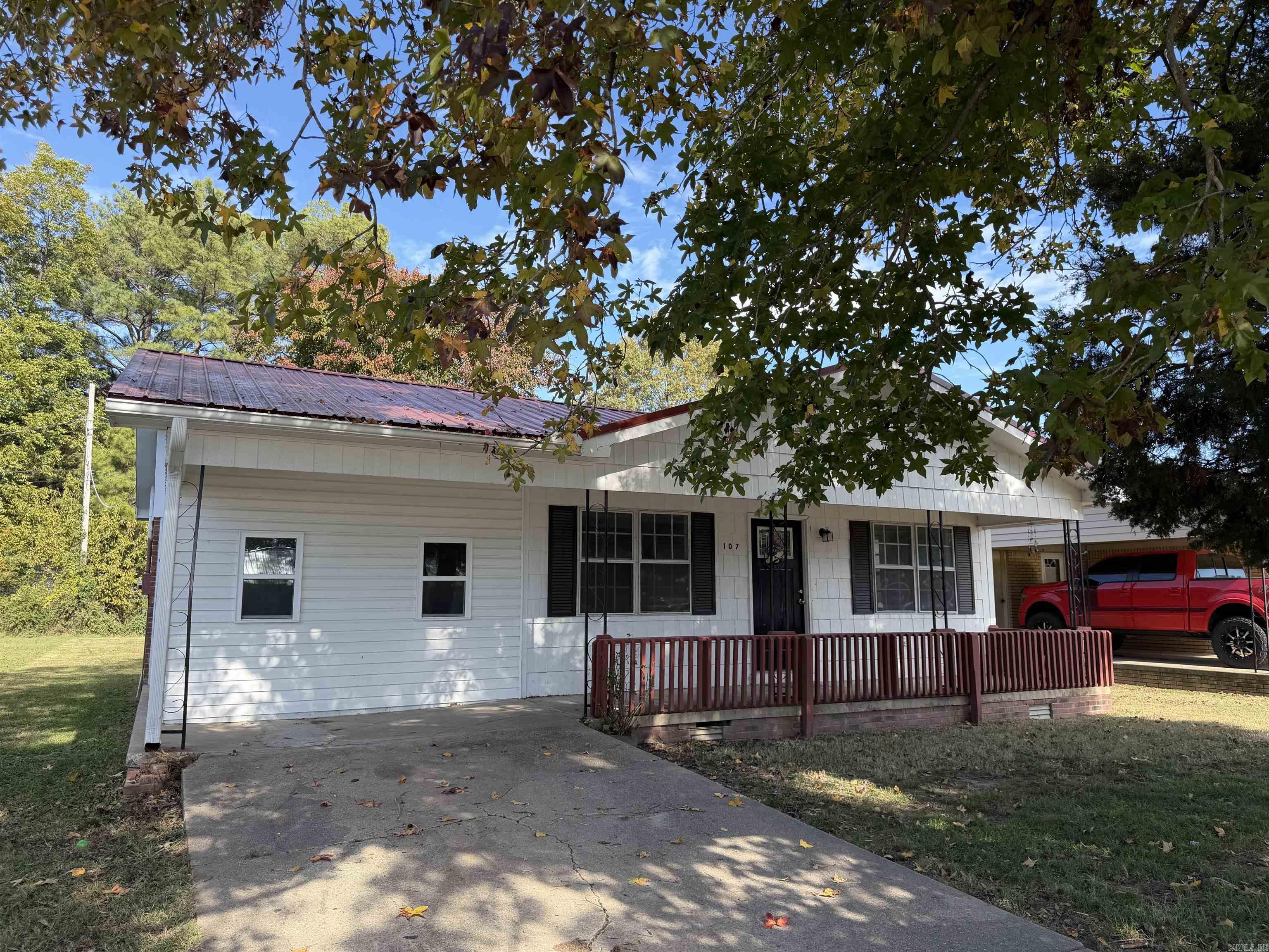 107 E Pearl St  Paragould, AR