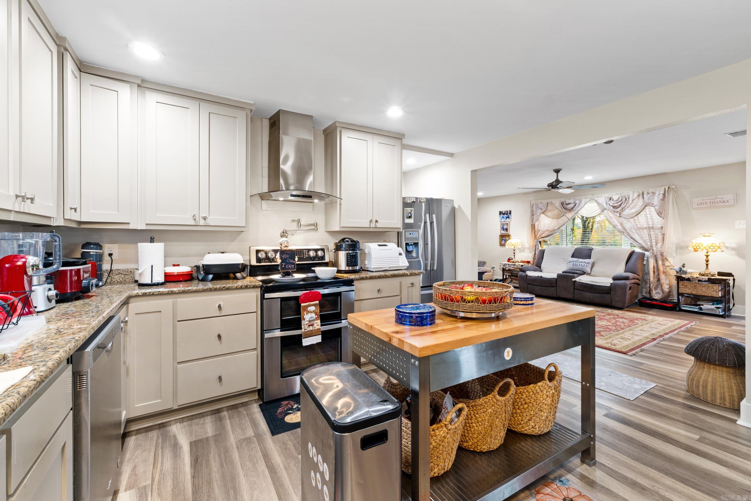 230 Cedar Creek Center Ridge, AR 72027